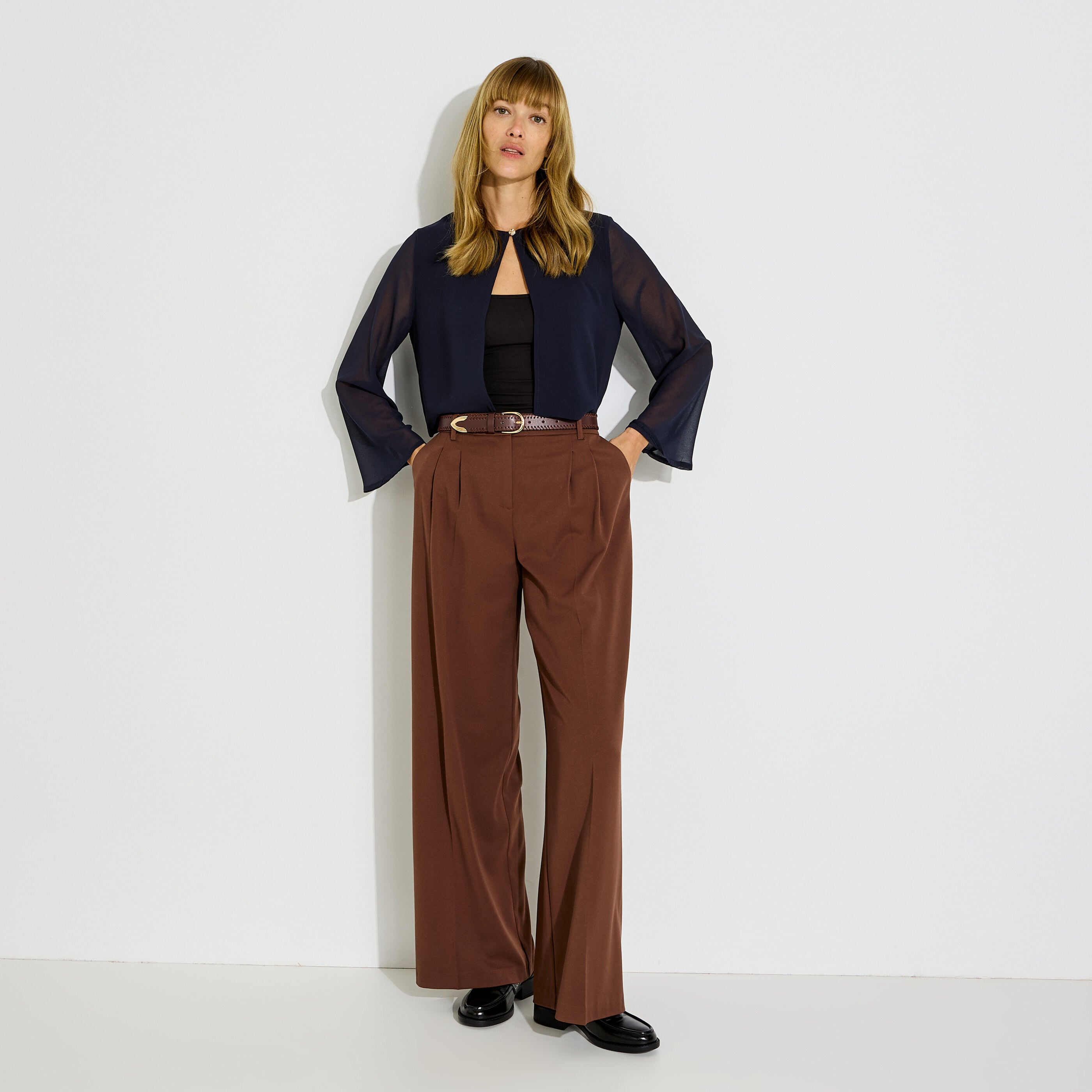Bol&eacute;ro fluide habill&eacute; femme