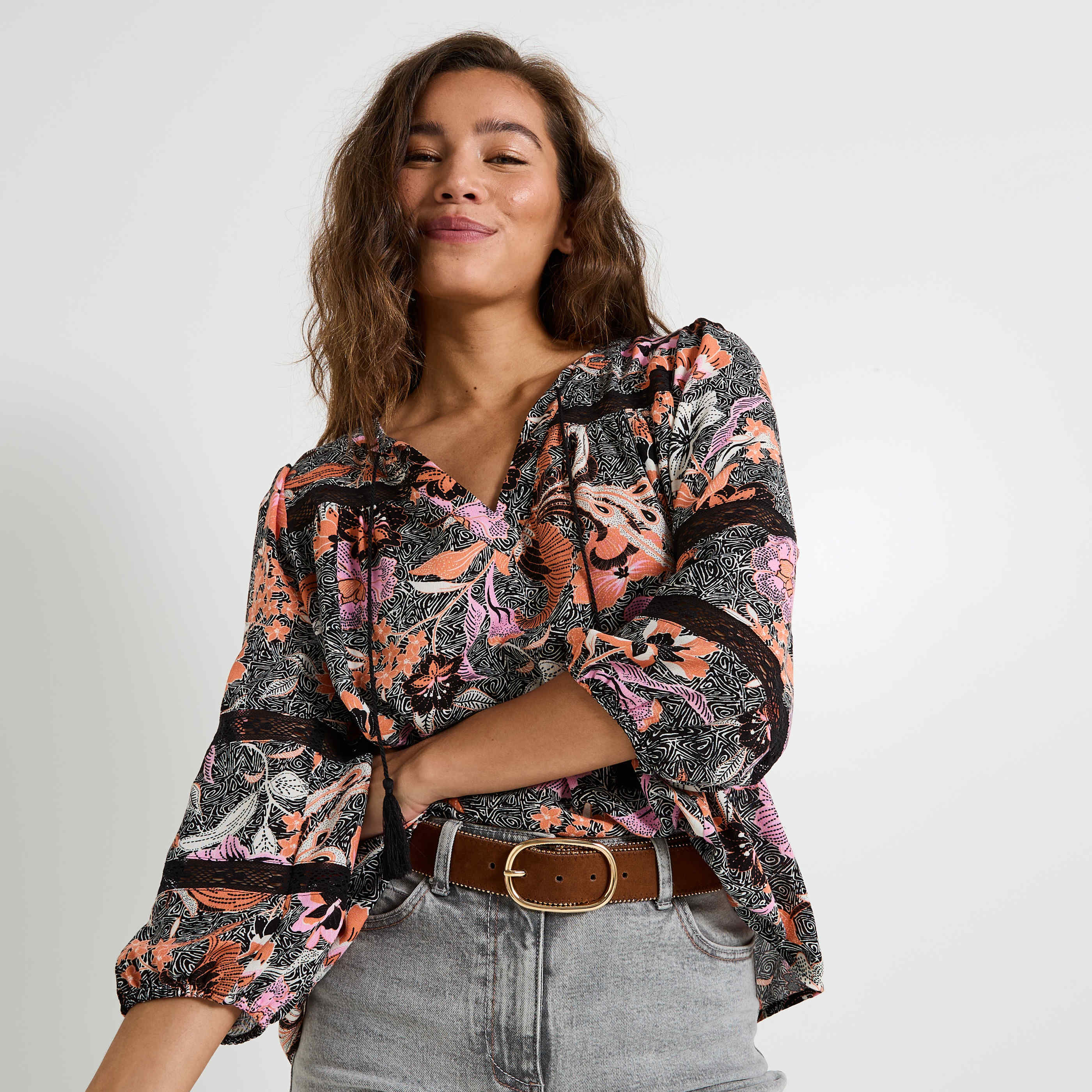 Blouse col V imprim&eacute;e femme