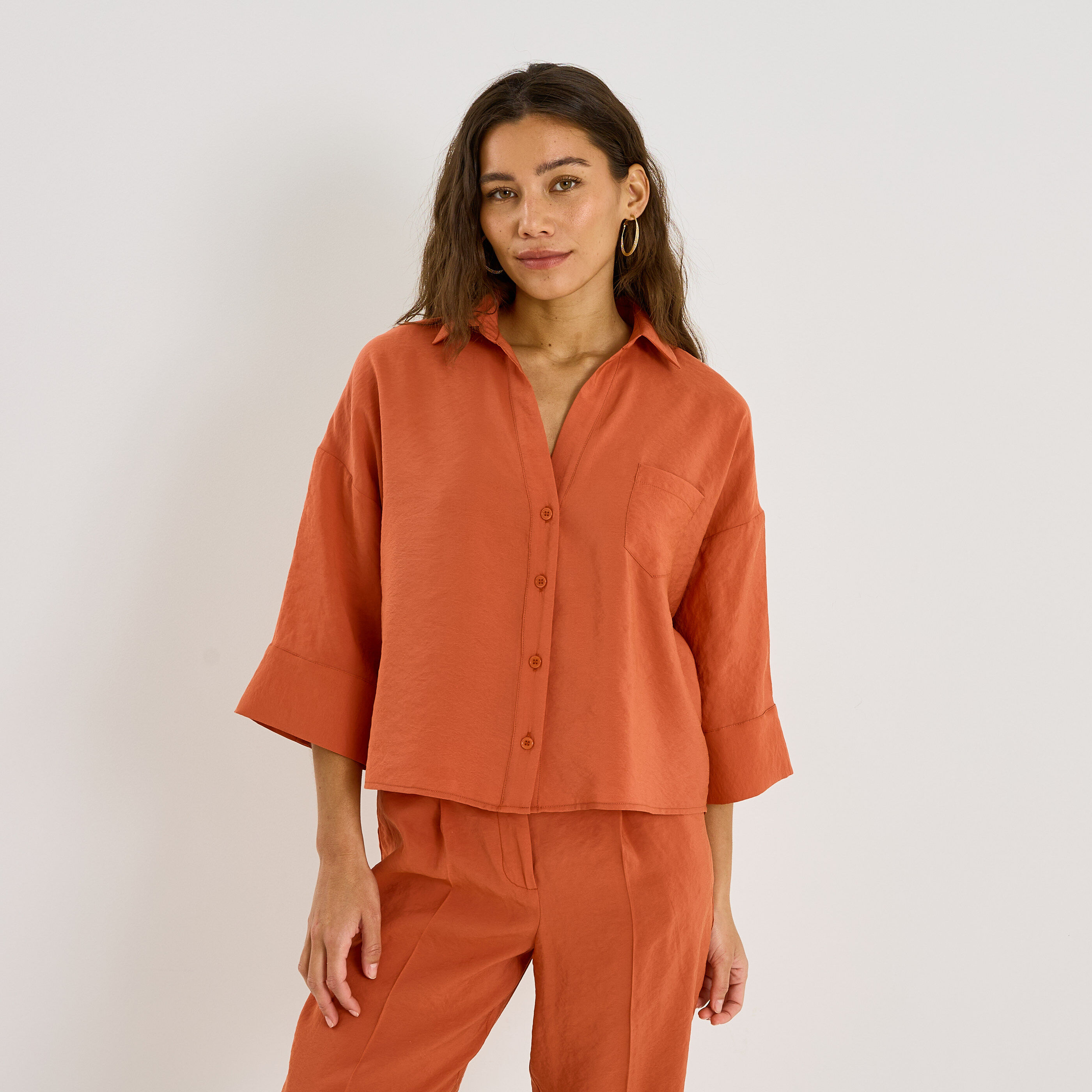Chemise fluide unie &agrave; manches 3/4 femme