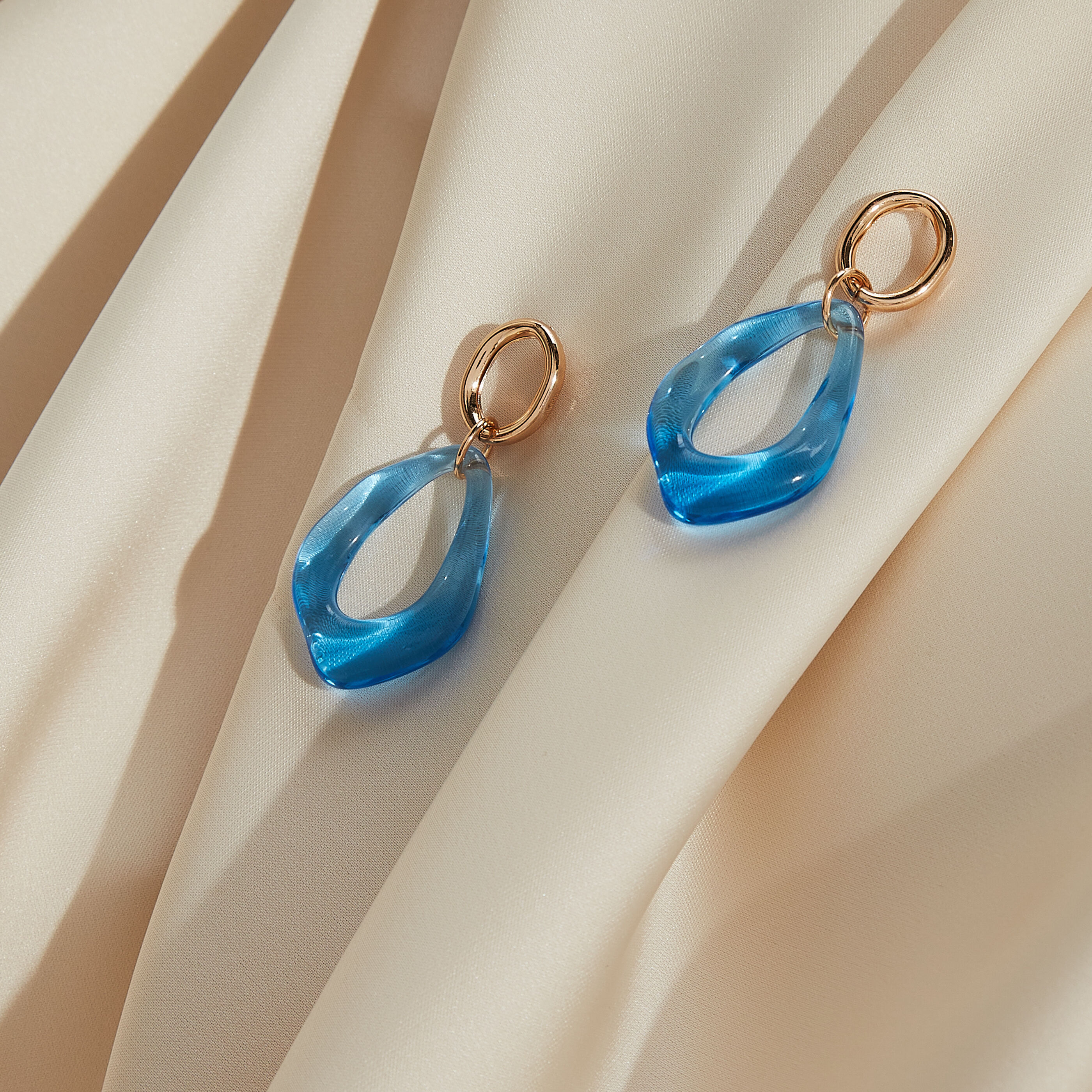 Boucles d'oreilles pendentif ovale 