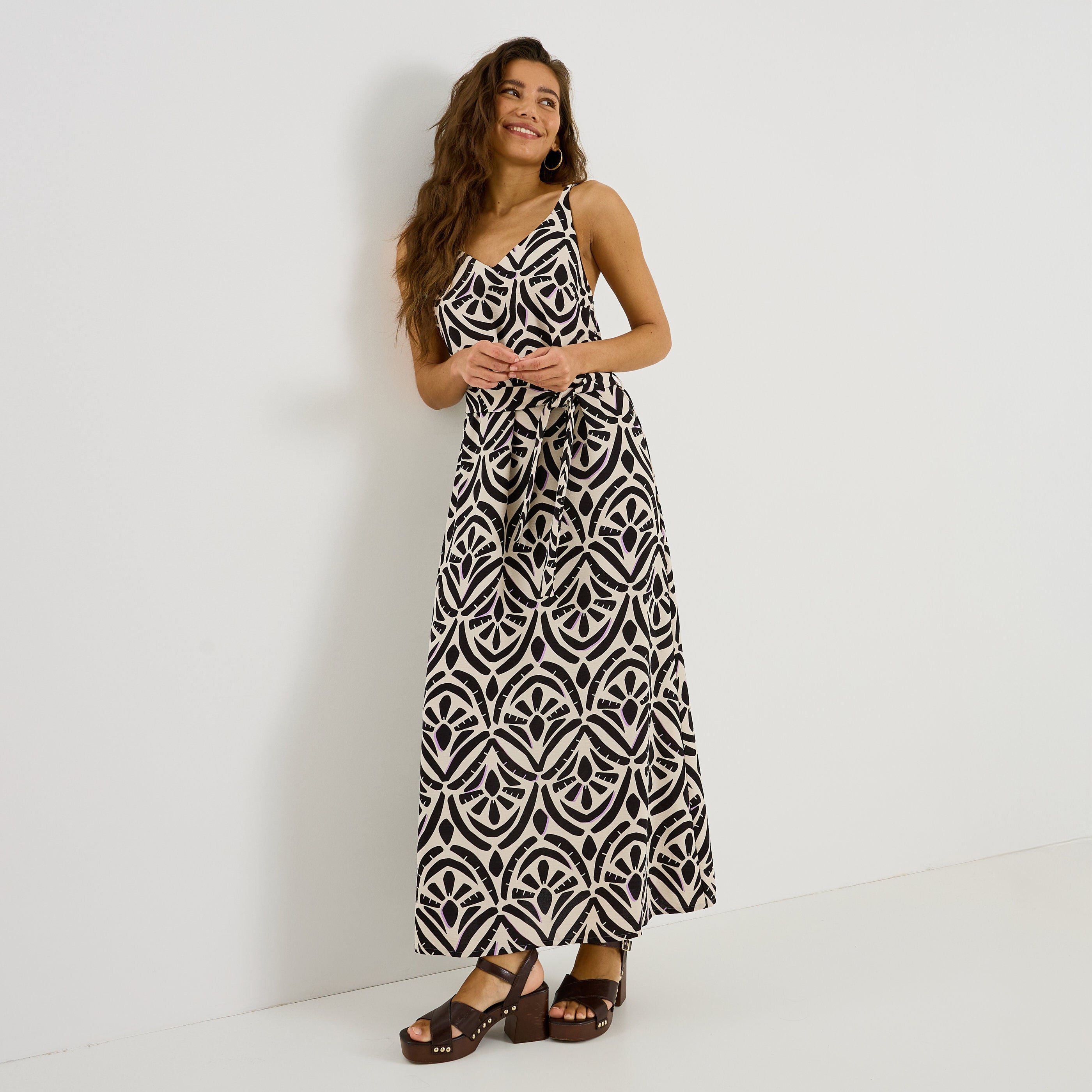 Robe longue imprim&eacute;e &agrave; bretelles