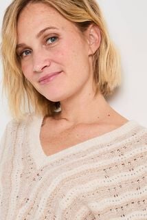 Pull col V femme