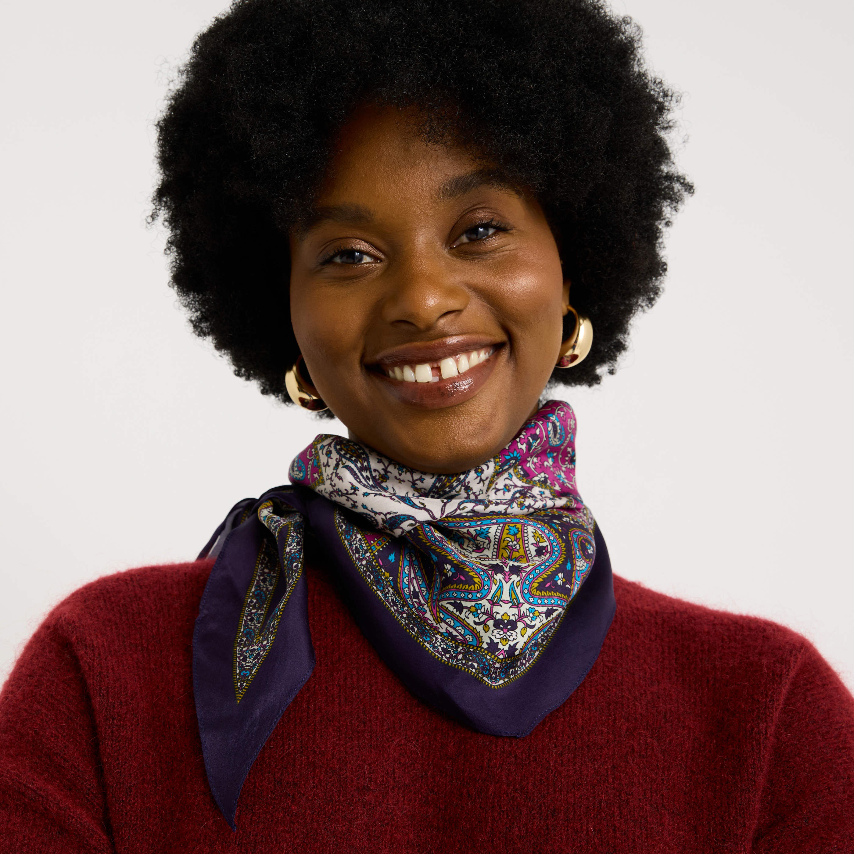 Foulard en soie motif paisley femme