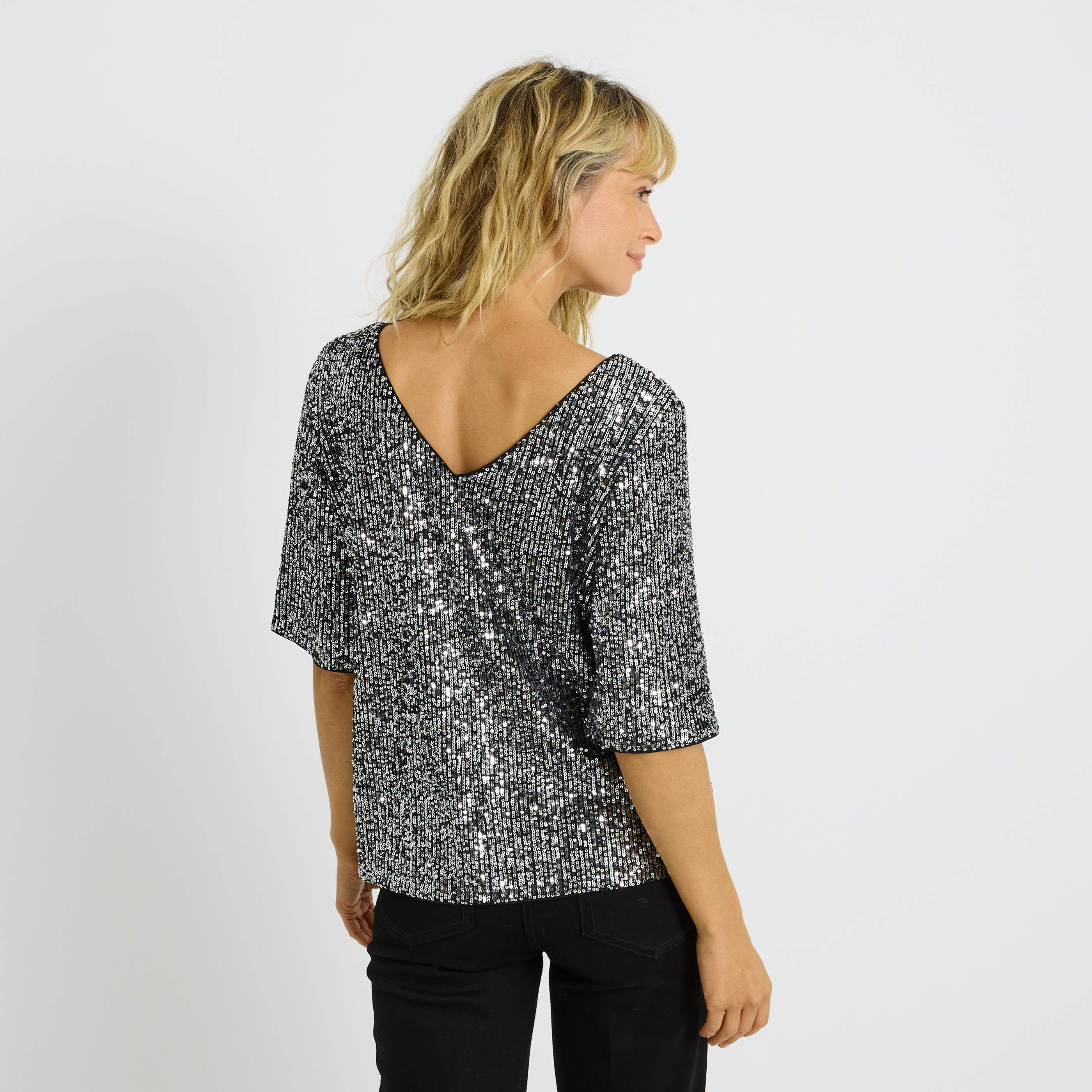T-shirt &agrave; sequins manches courtes femme