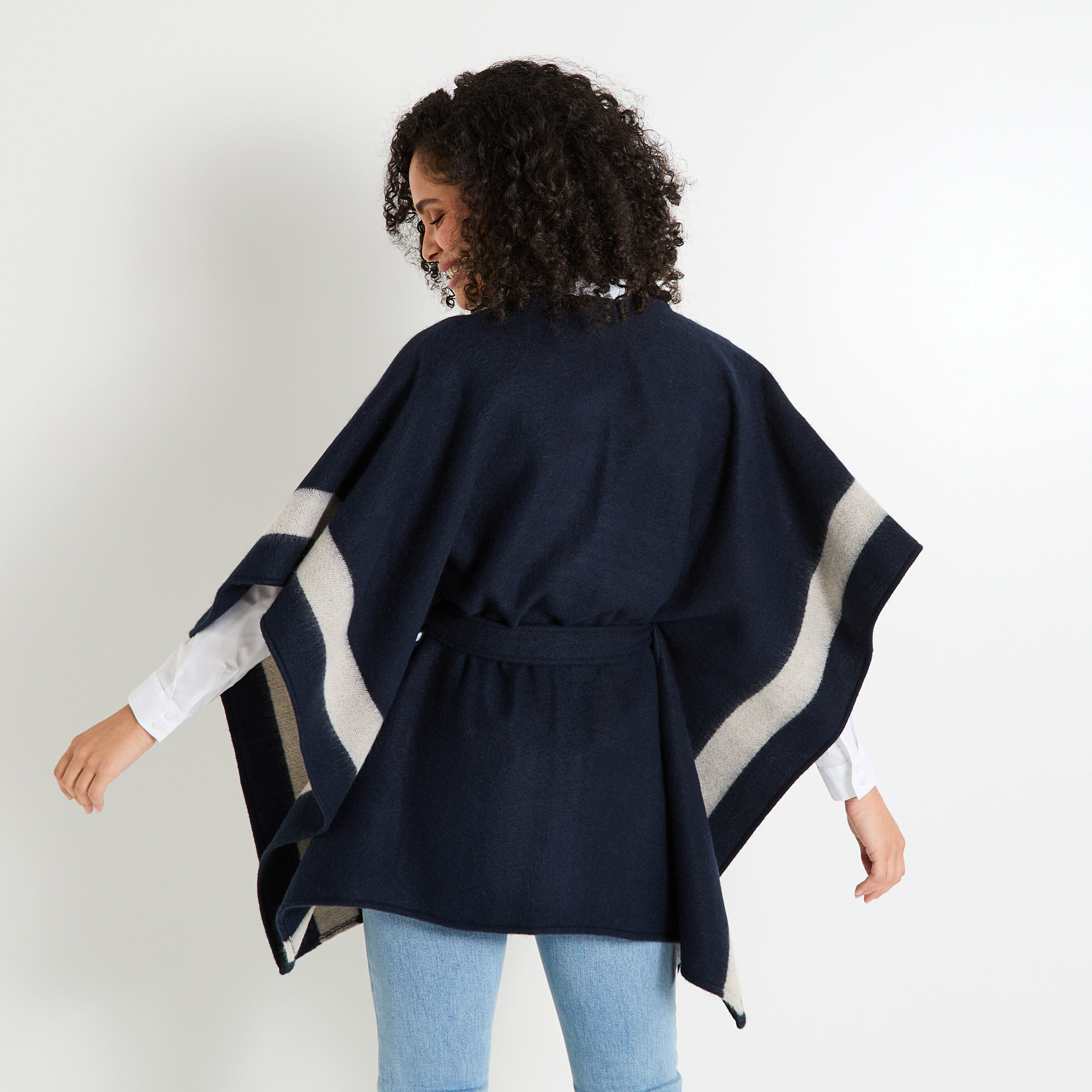 Poncho ouvert avec ceinture femme