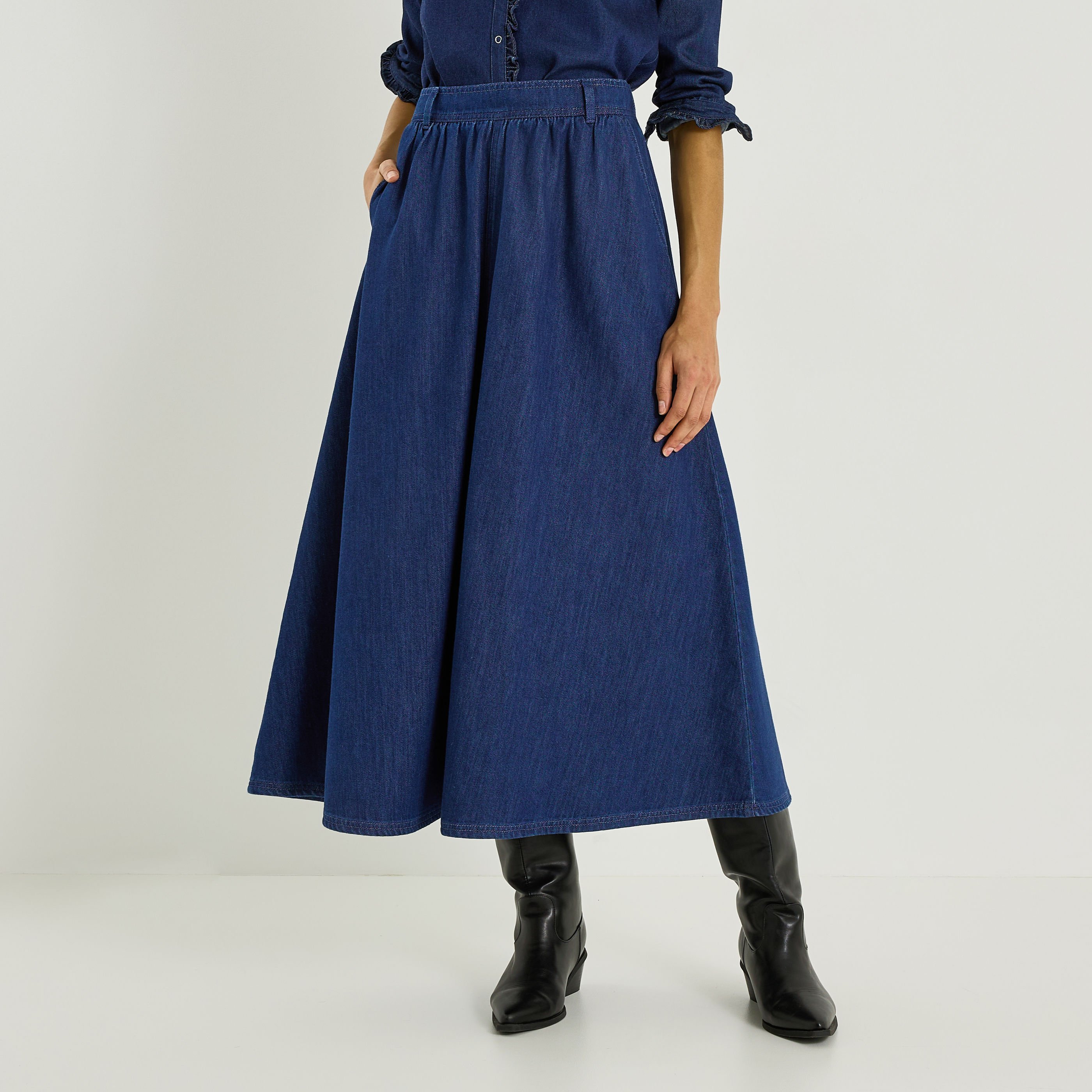 Jupe longue &eacute;vas&eacute;e en denim