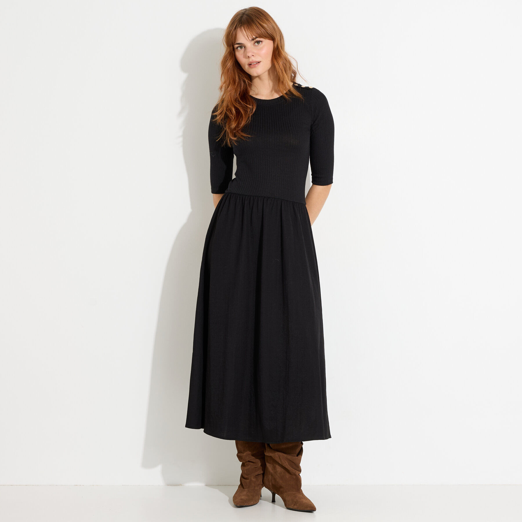 Robe longue bi-mati&egrave;re c&ocirc;tel&eacute;e