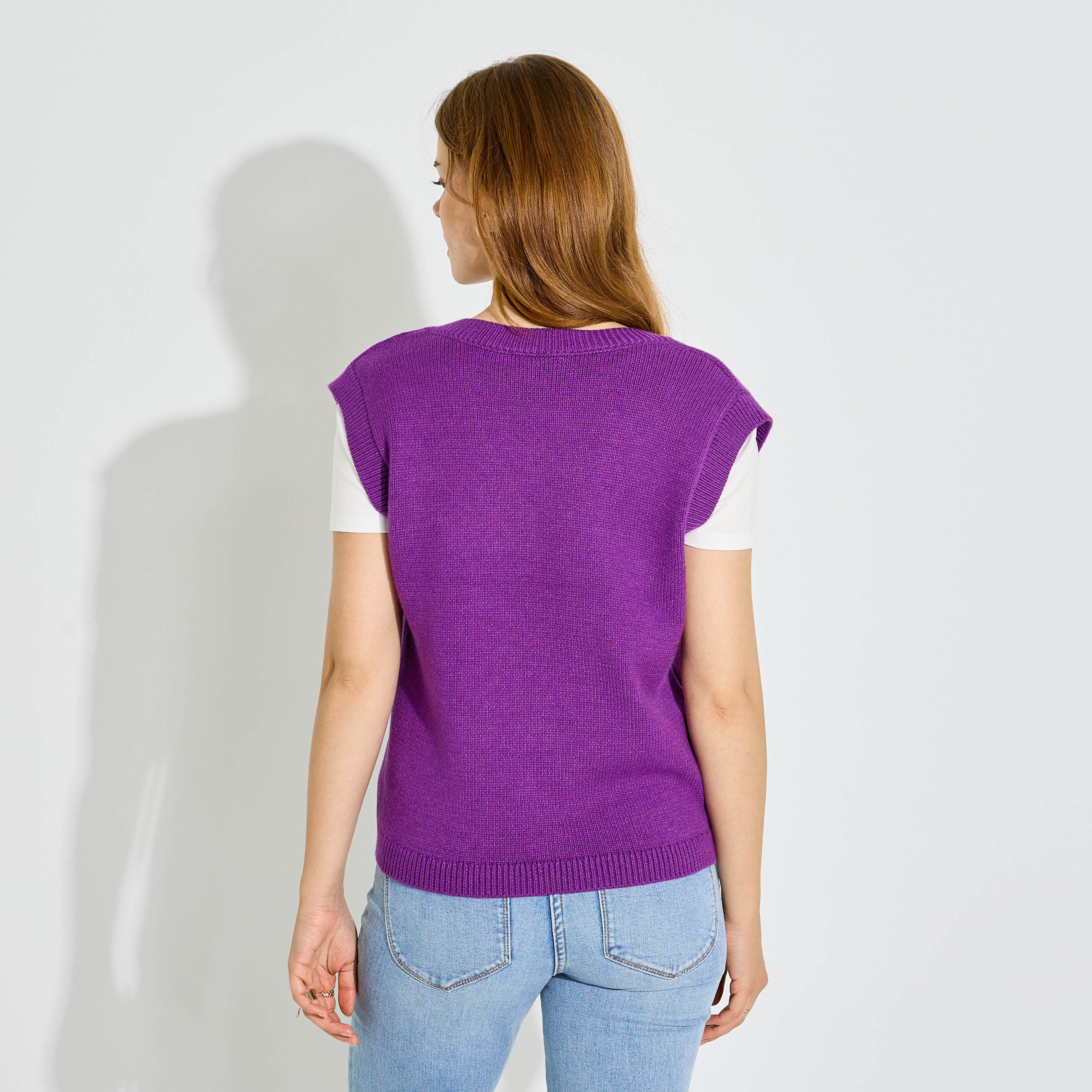 Pull sans manches col V femme