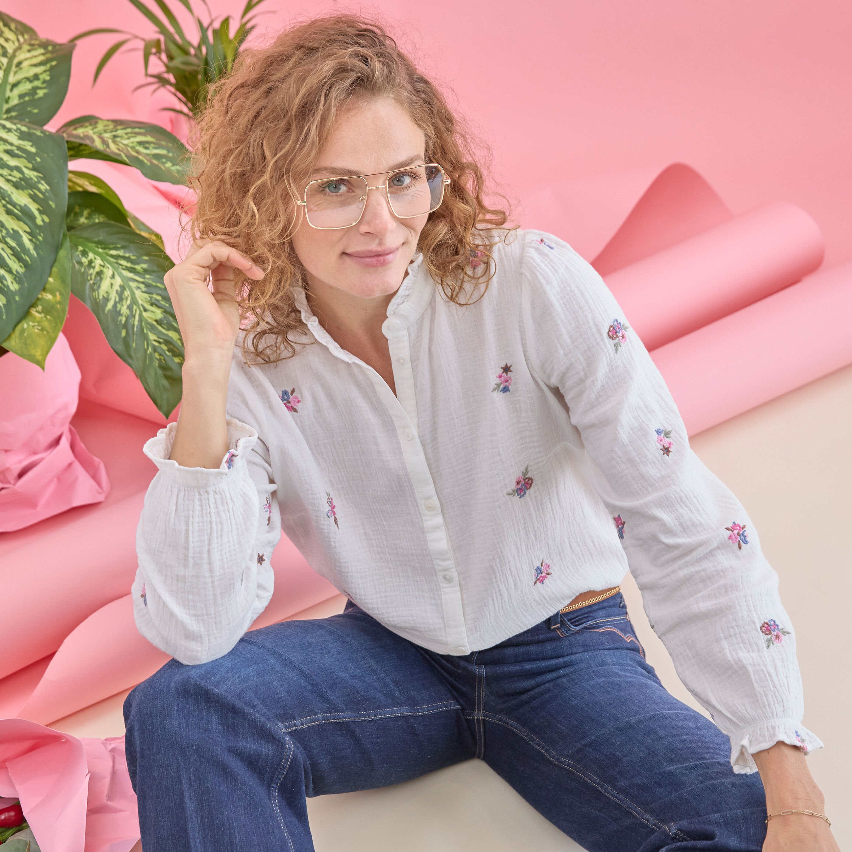 Chemise brod&eacute;e en gaze de coton femme