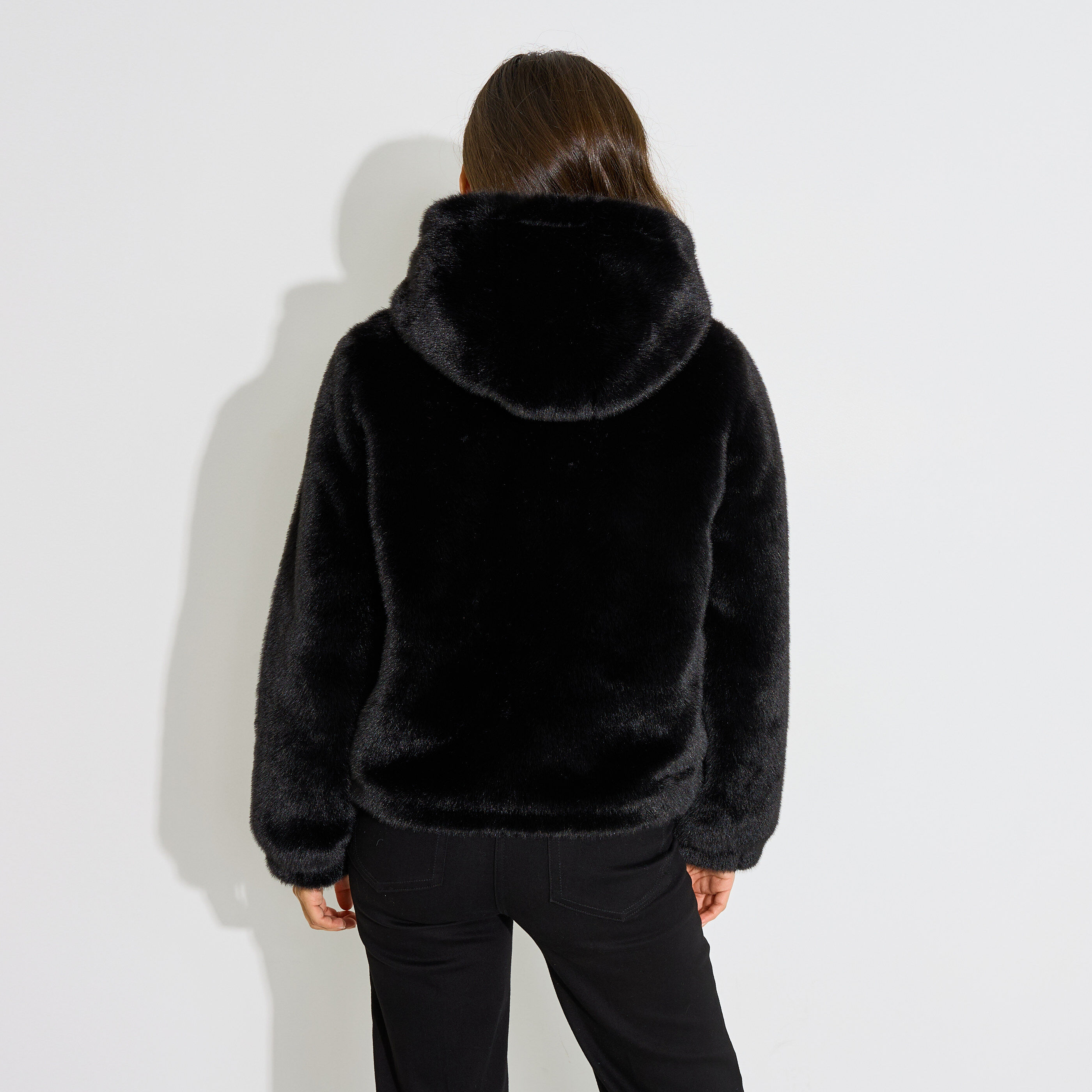 Manteau court imitation fourrure femme