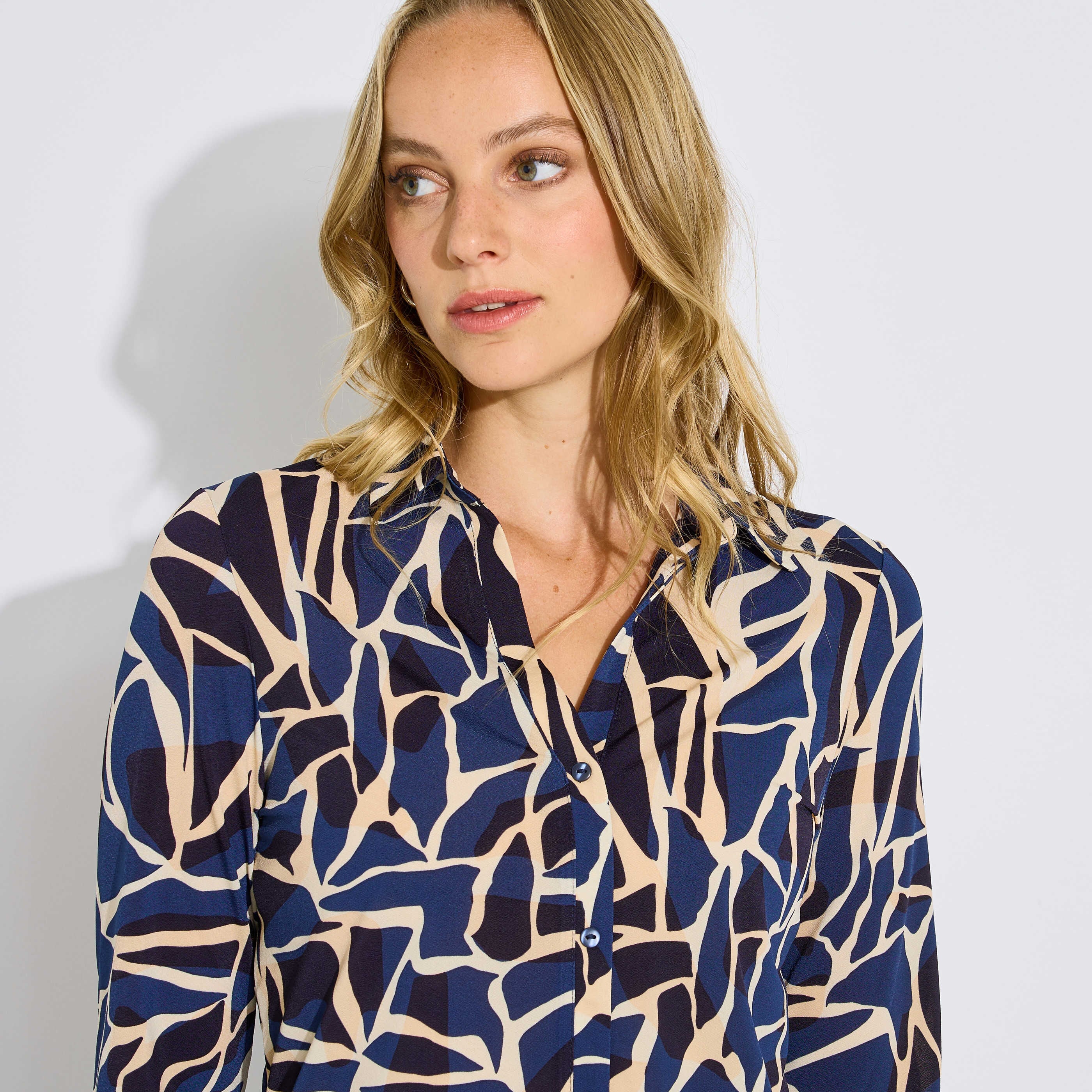 Chemise fluide imprim&eacute;e femme