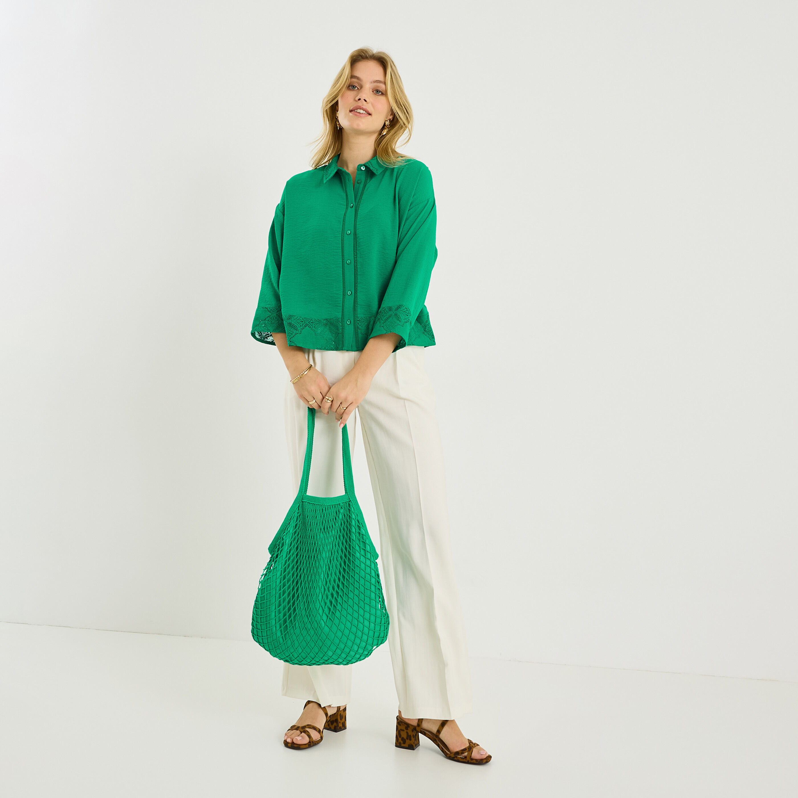 Chemise &agrave; d&eacute;tails ajour&eacute;s femme