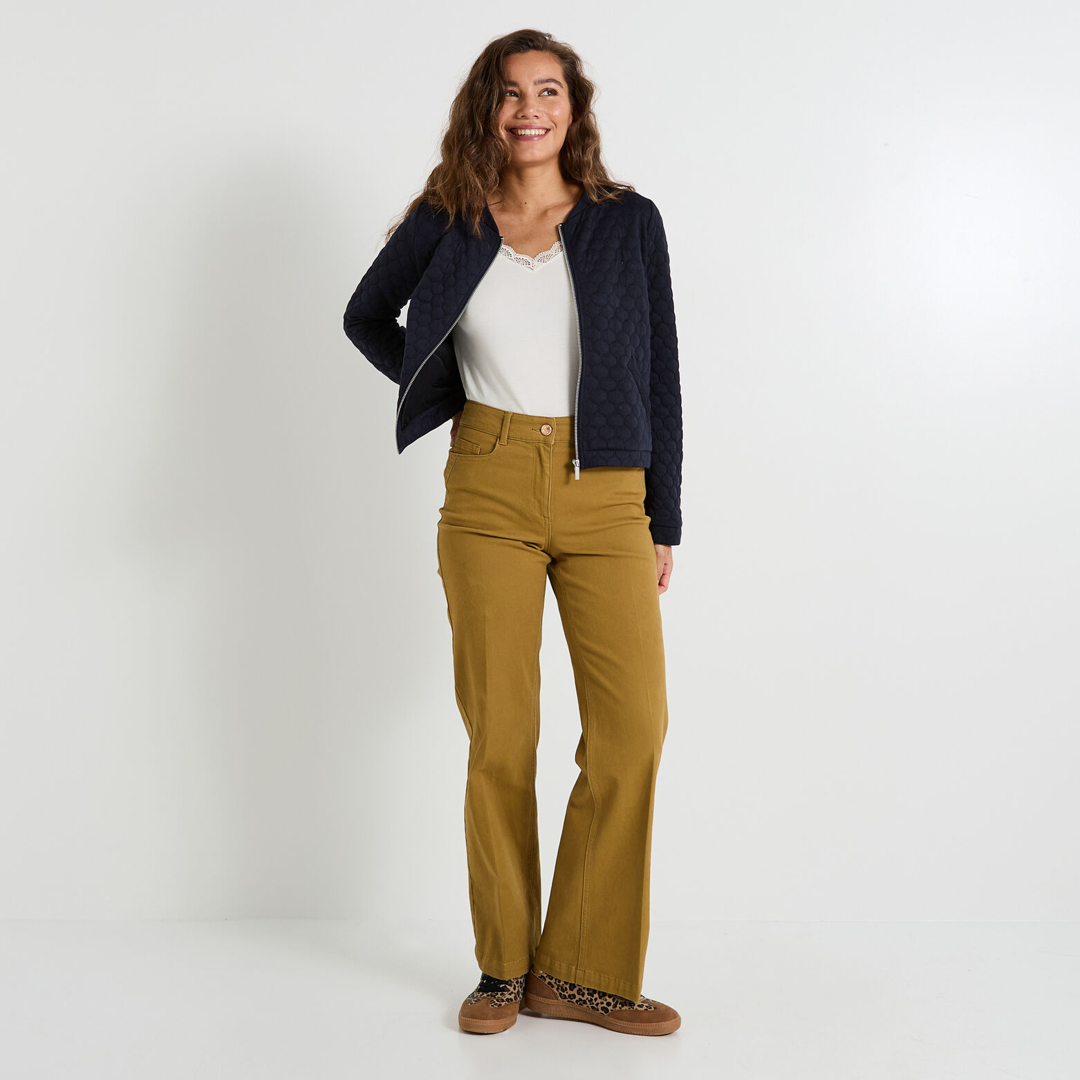 Veste en maille à capuche amovible femme