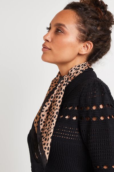 Foulard carré satin léopard femme