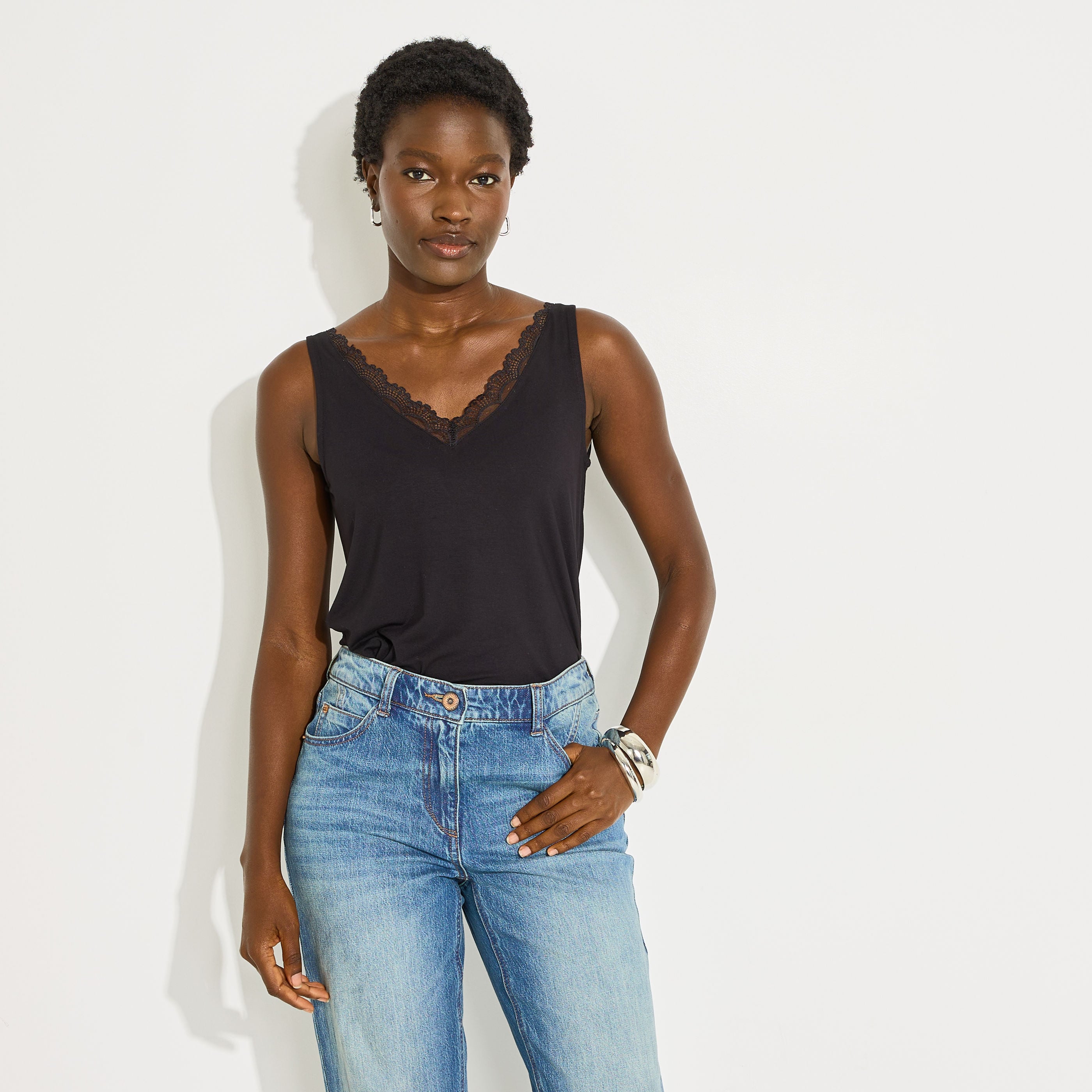 D&eacute;bardeur col V ajour&eacute; femme