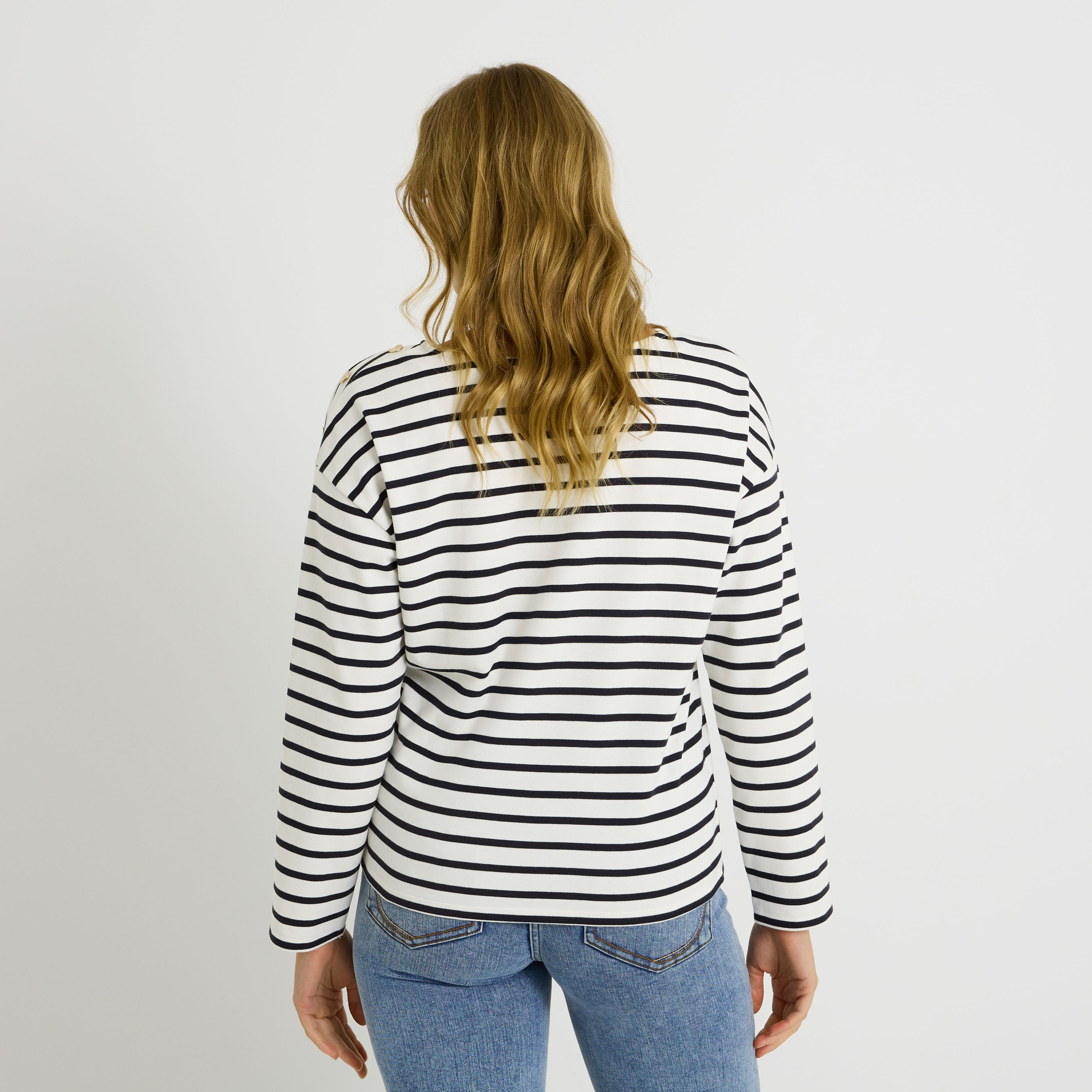 T-shirt ray&eacute; col bateau femme