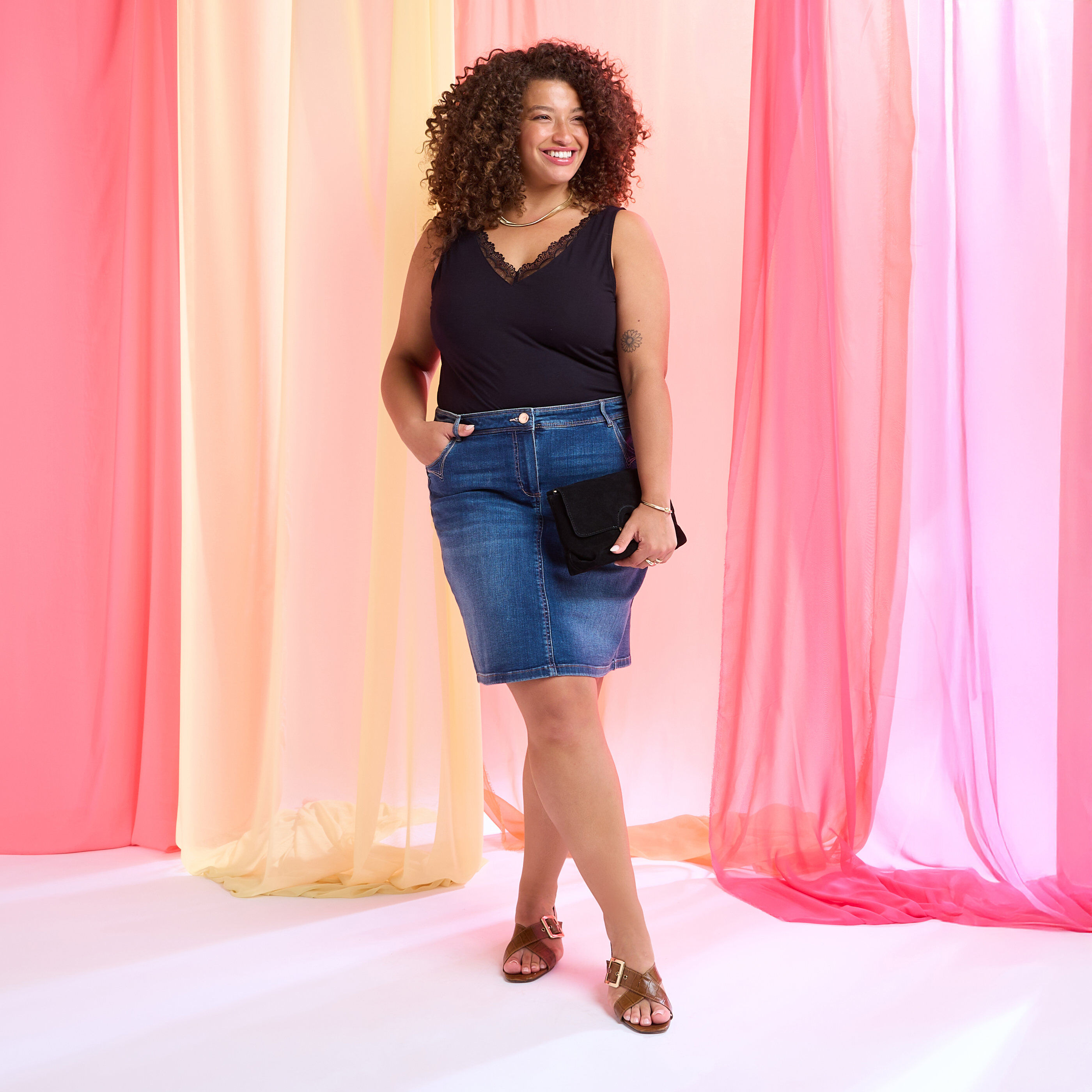 D&eacute;bardeur col V ajour&eacute; femme