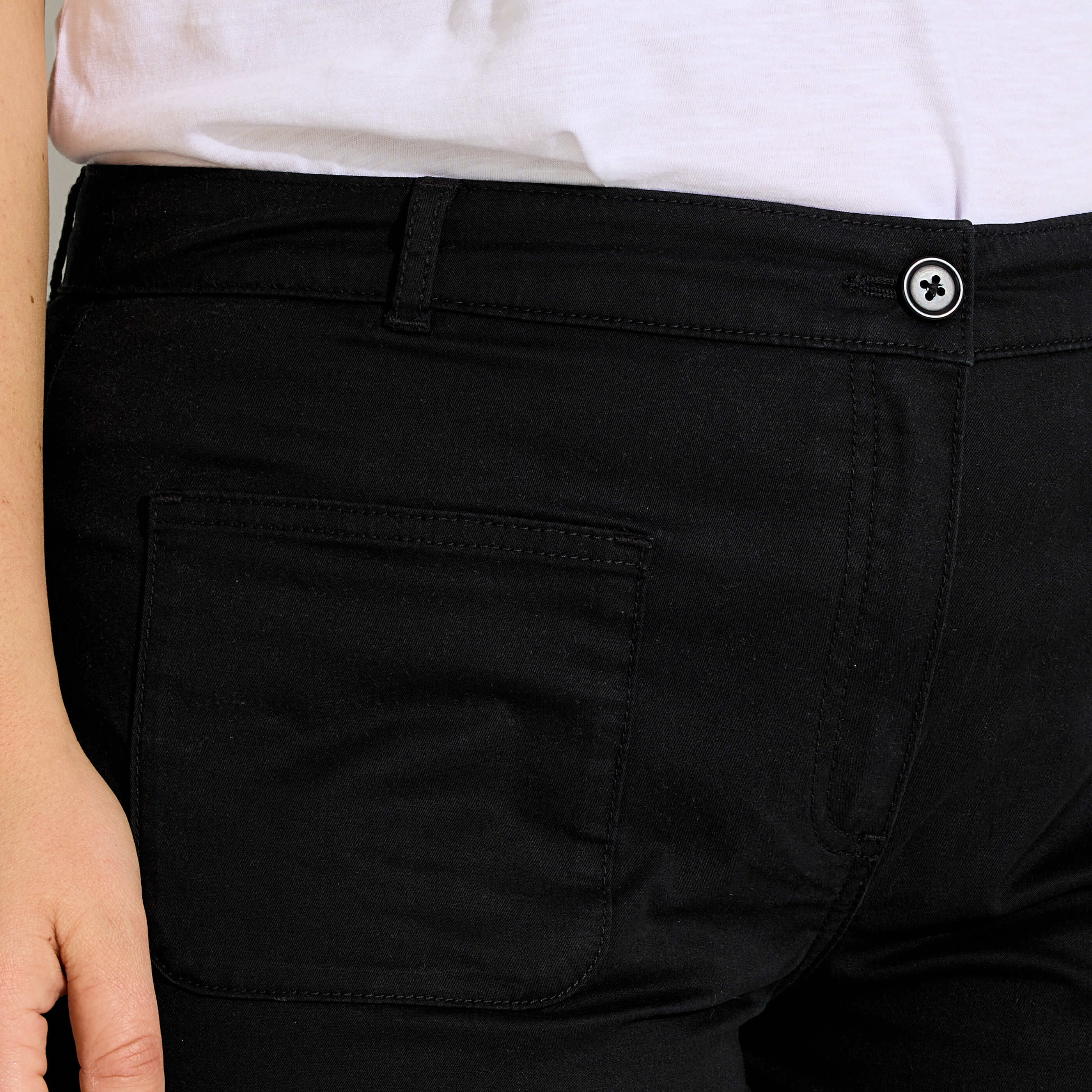 Short uni &agrave; revers femme