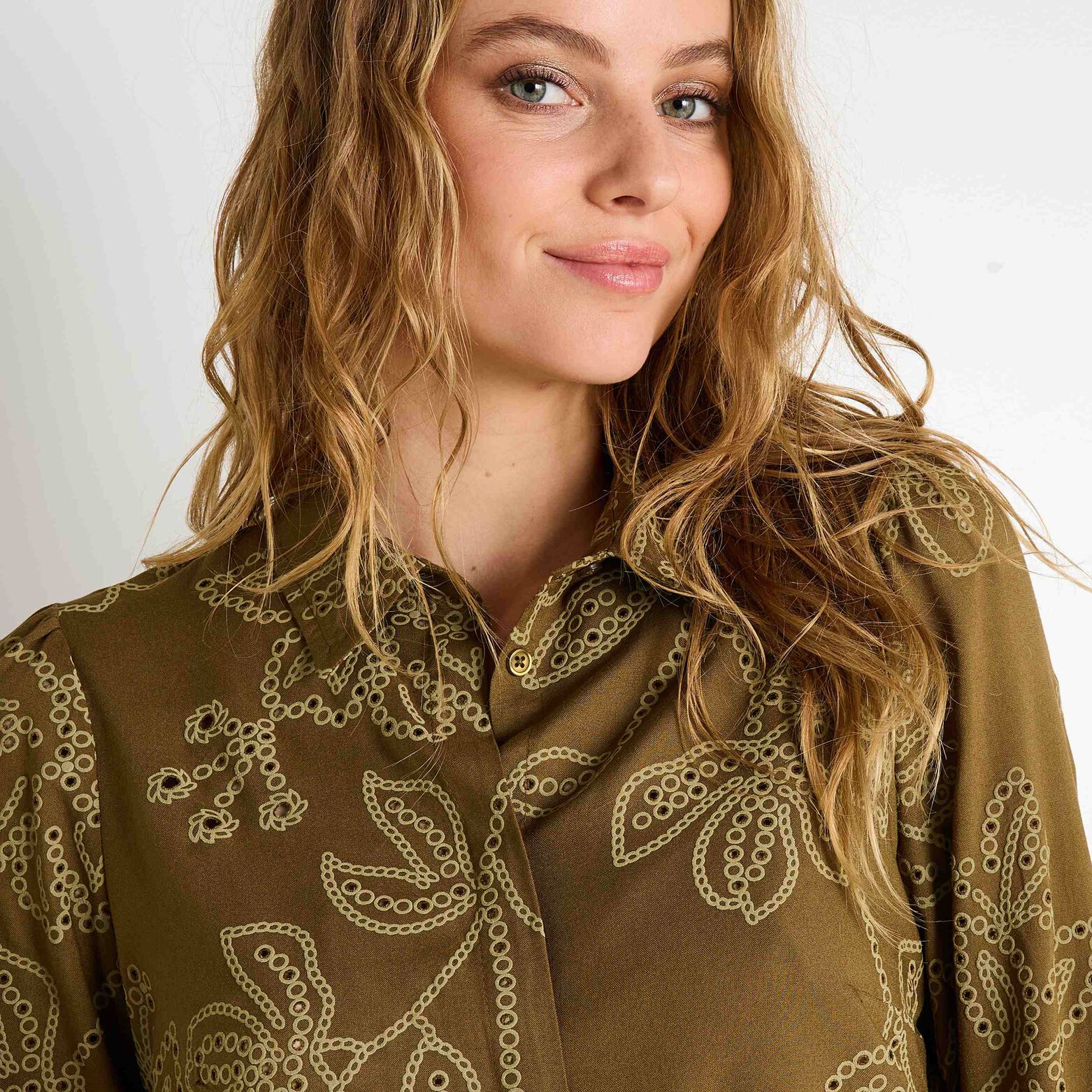 Chemise à détails ajourés femme