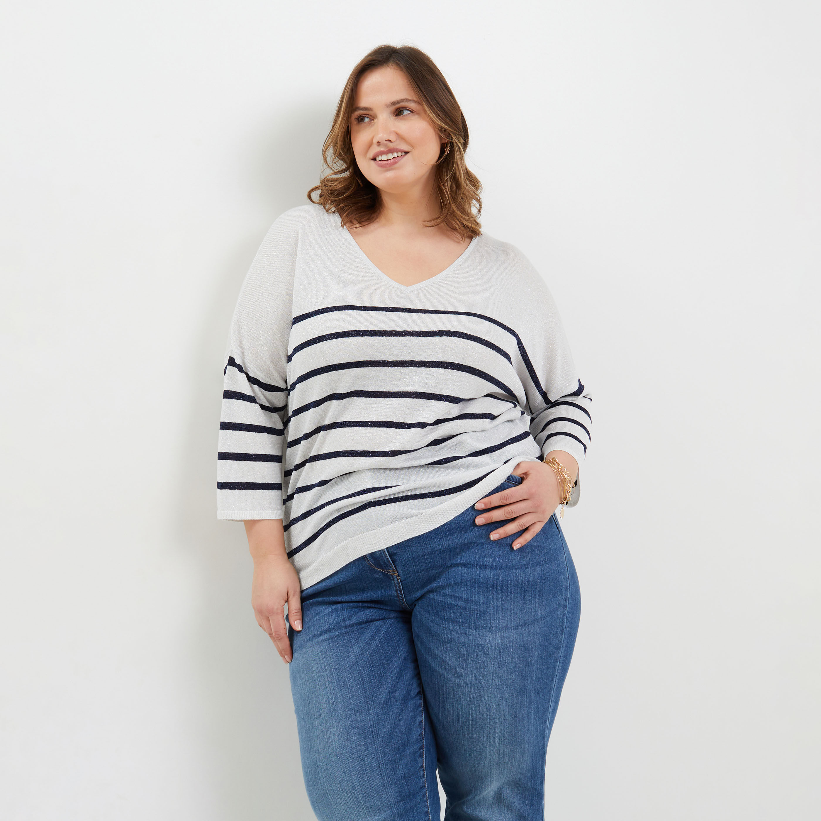 Pull ray&eacute; femme