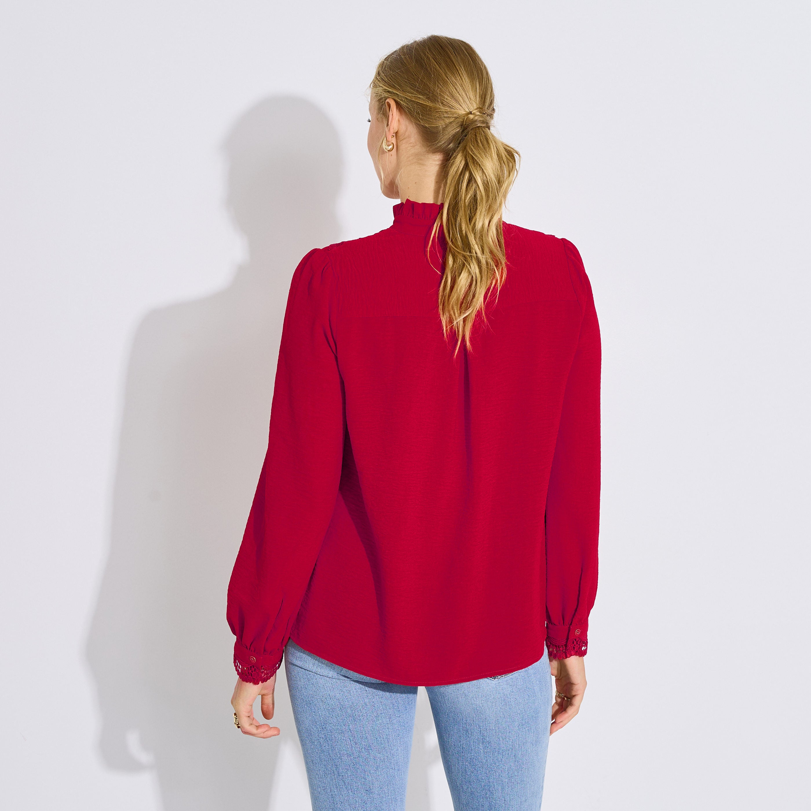 Blouse col montant pliss&eacute; femme
