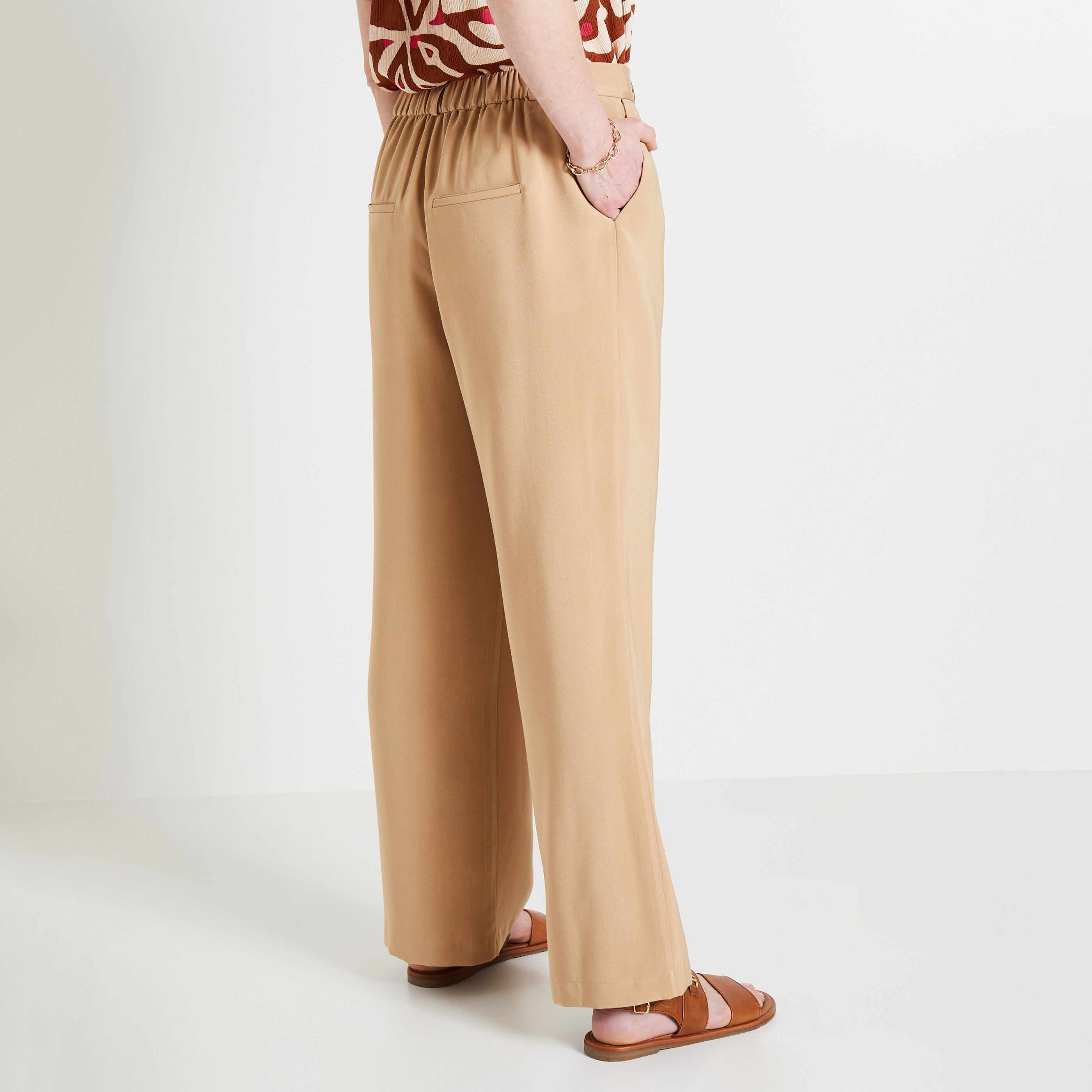 Pantalon large &agrave; pinces femme