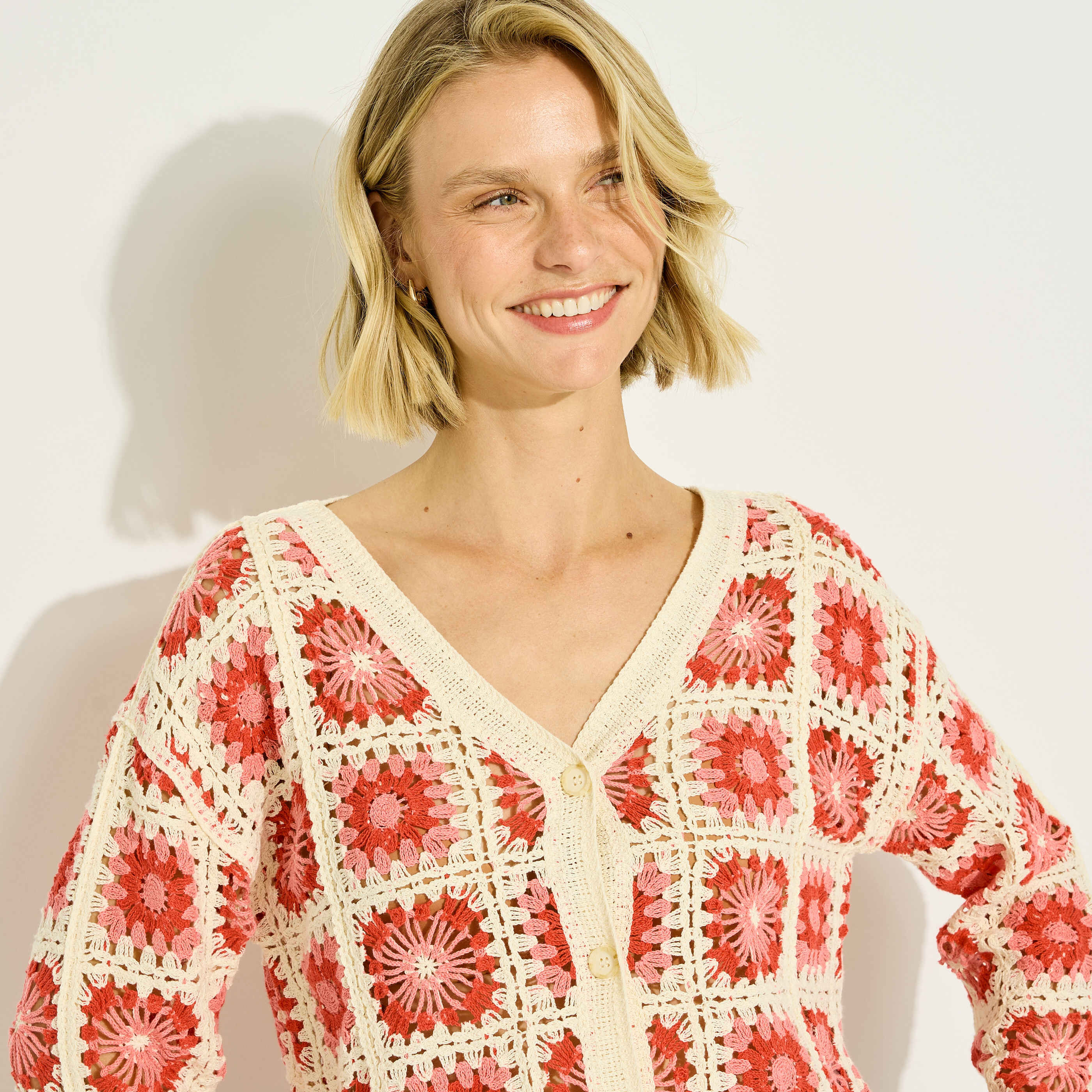 Gilet col V en crochet femme