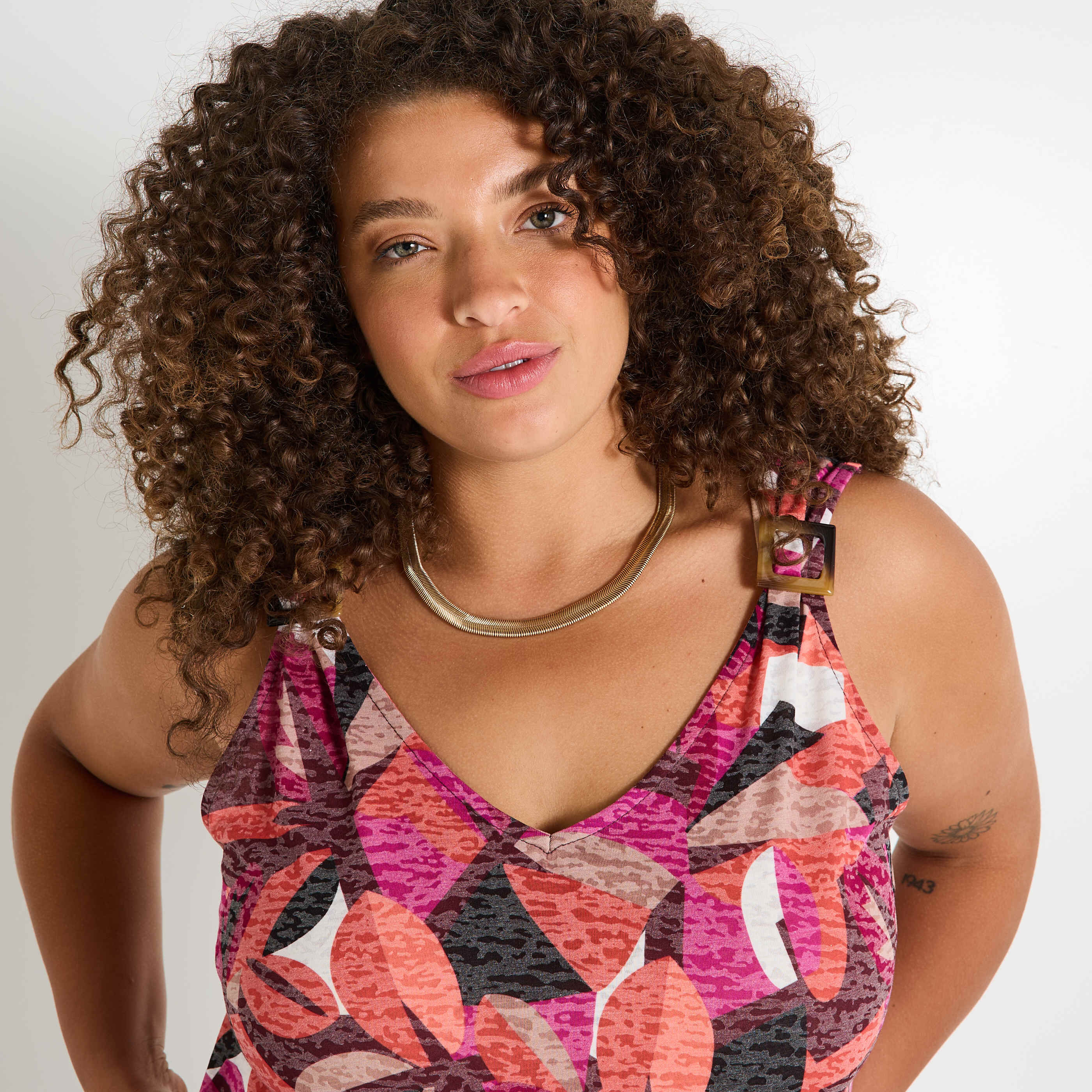 D&eacute;bardeur col V femme