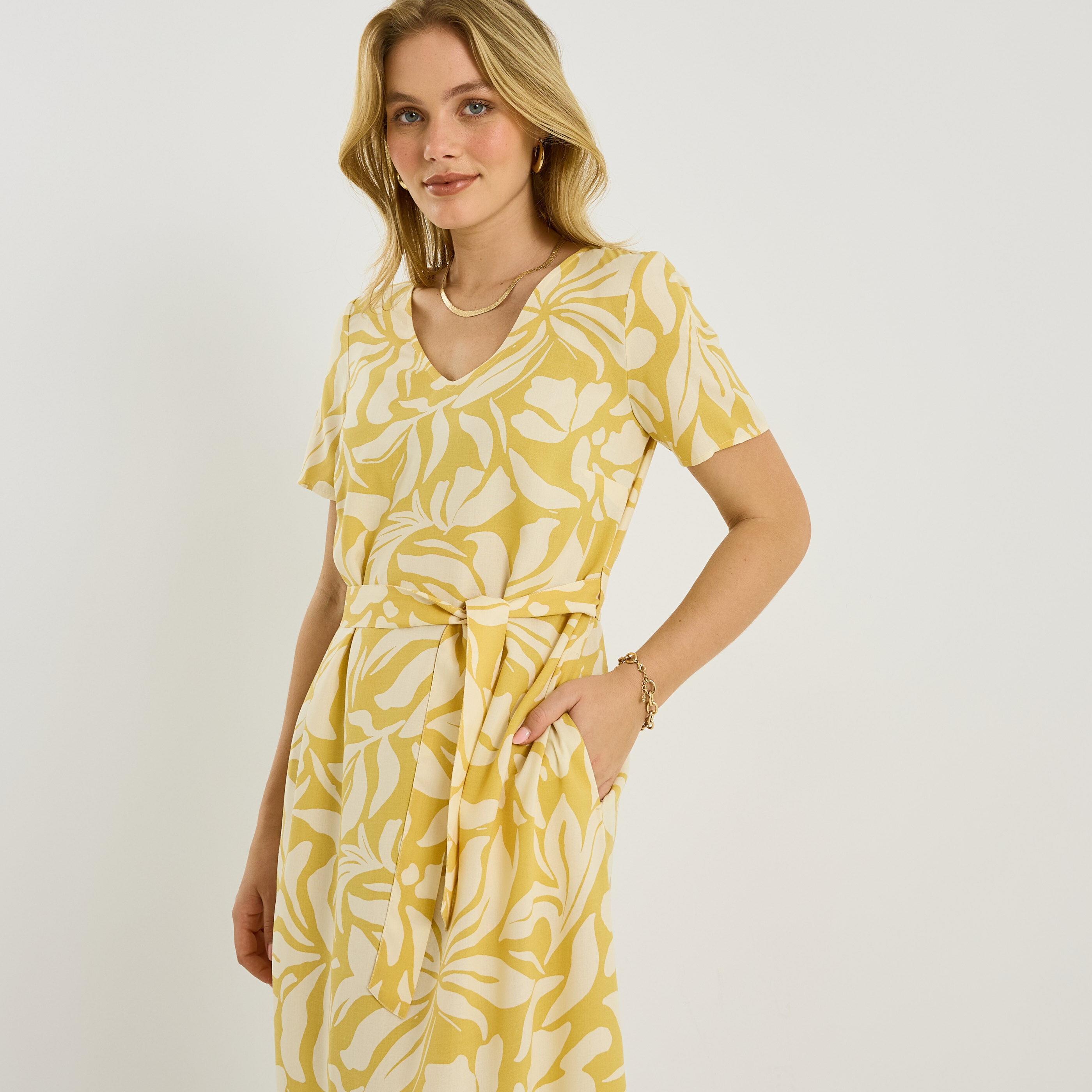 Robe longue imprim&eacute;e ceinture &agrave; nouer