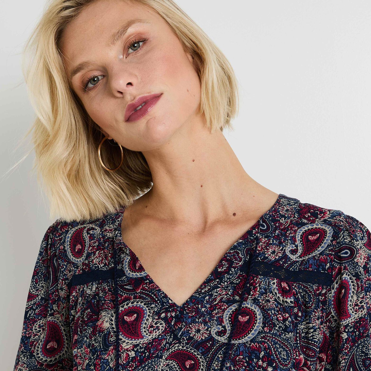 Blouse col V femme