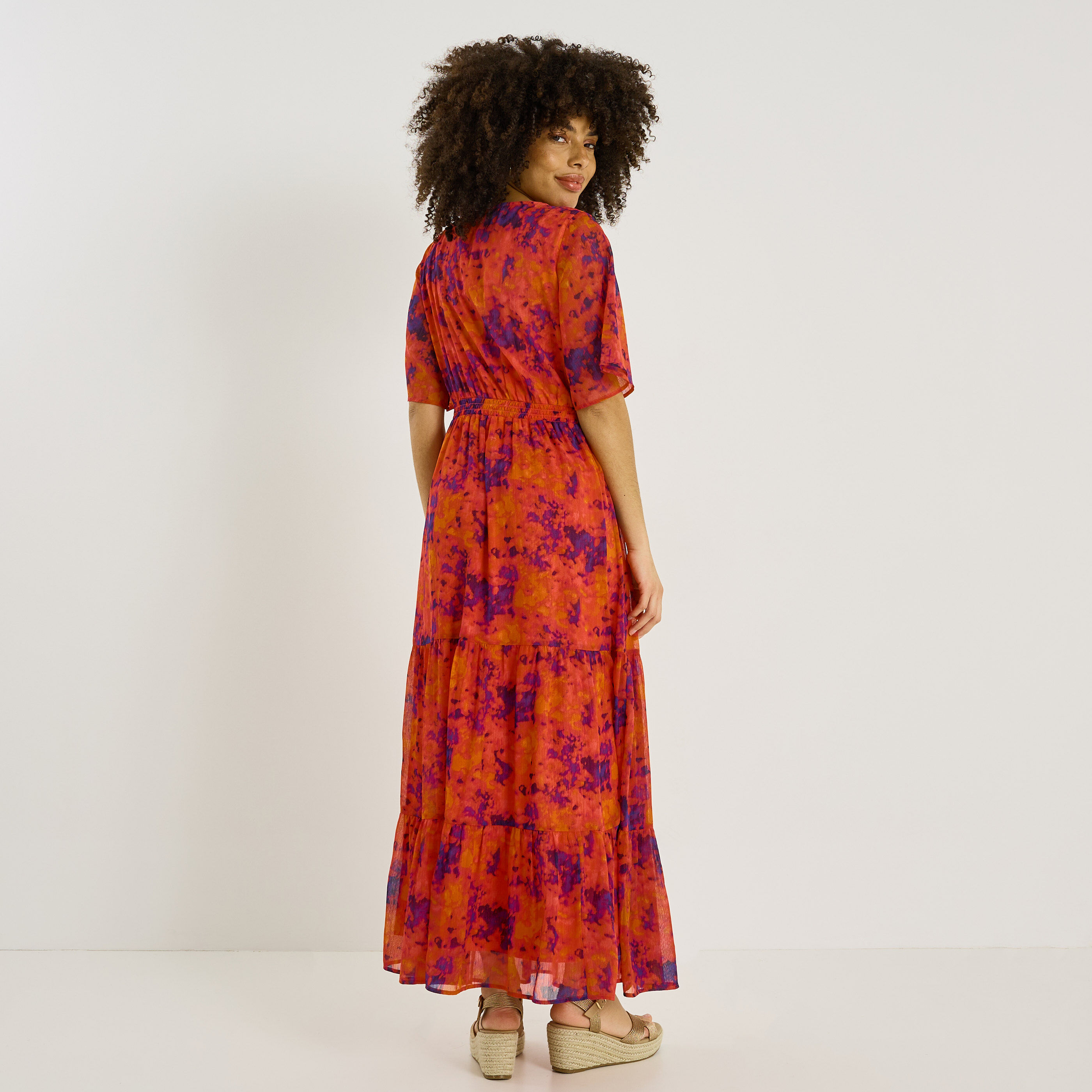 Robe longue habill&eacute;e motif abstrait