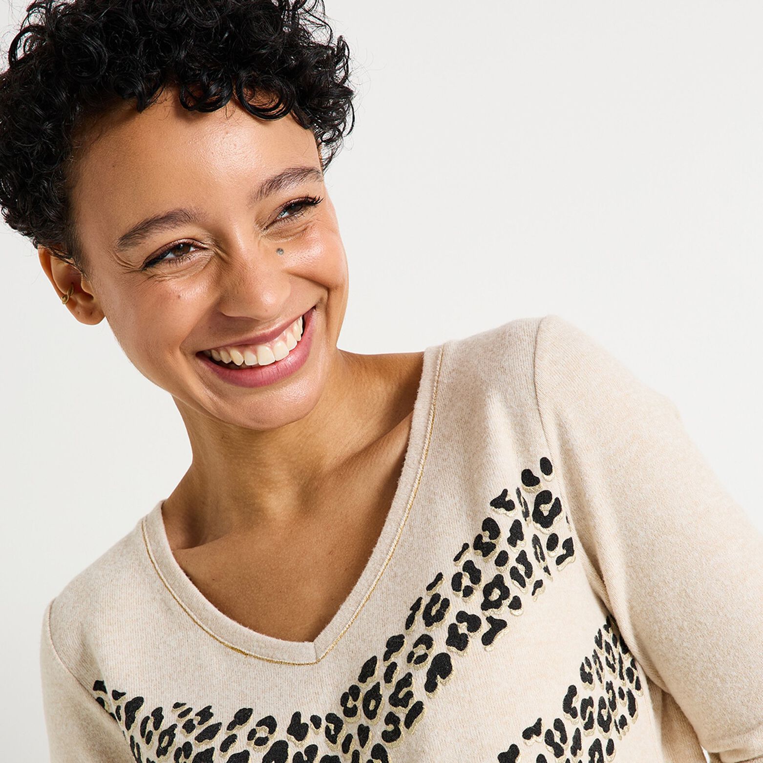 Pull col V femme