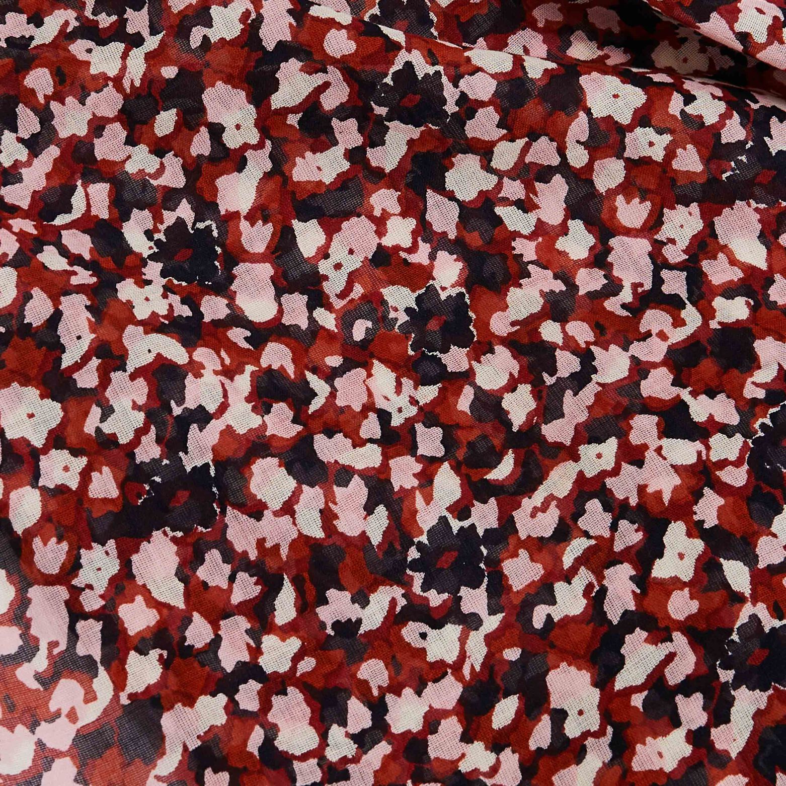 Etole motif fleuri femme