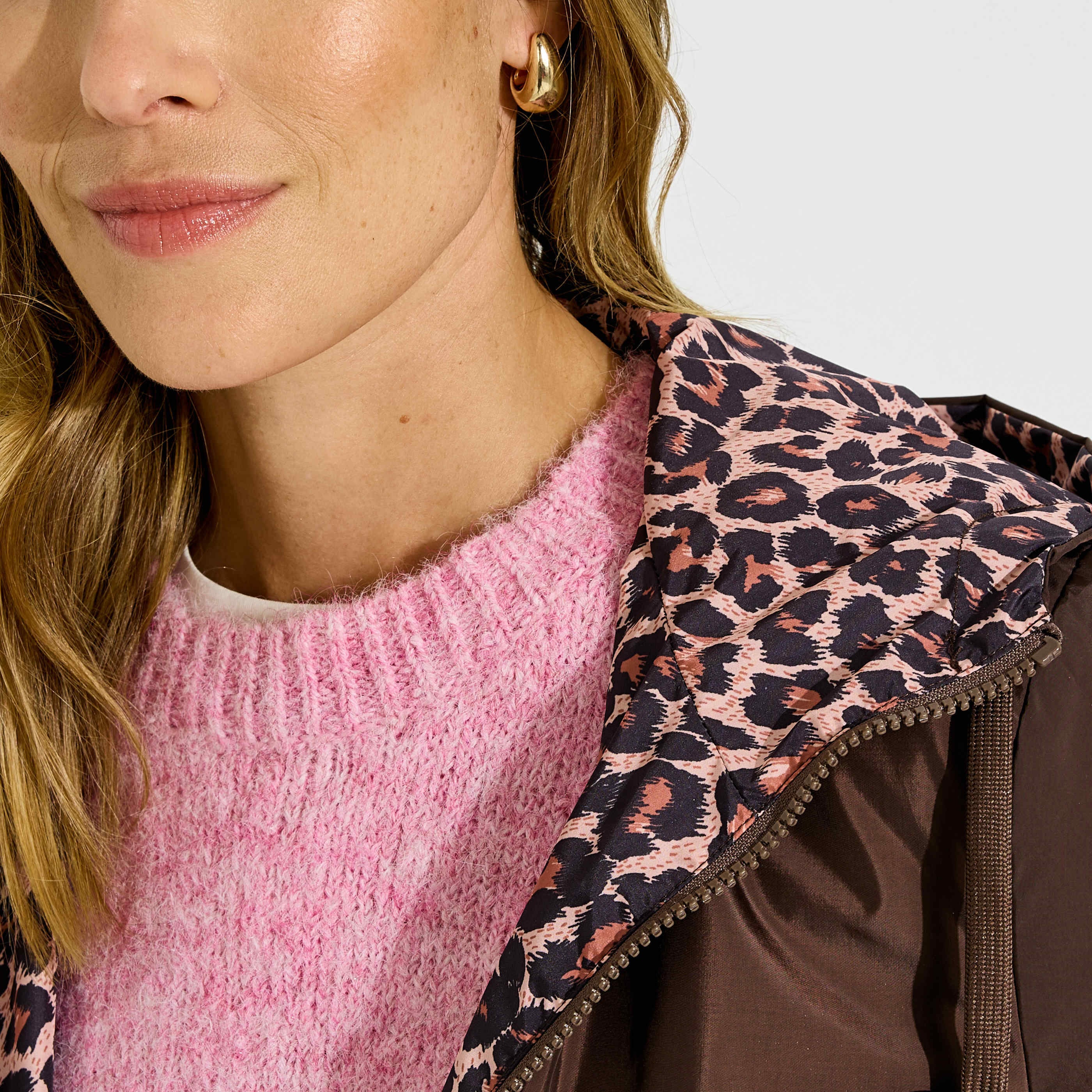 Blouson imperm&eacute;able &agrave; capuche femme