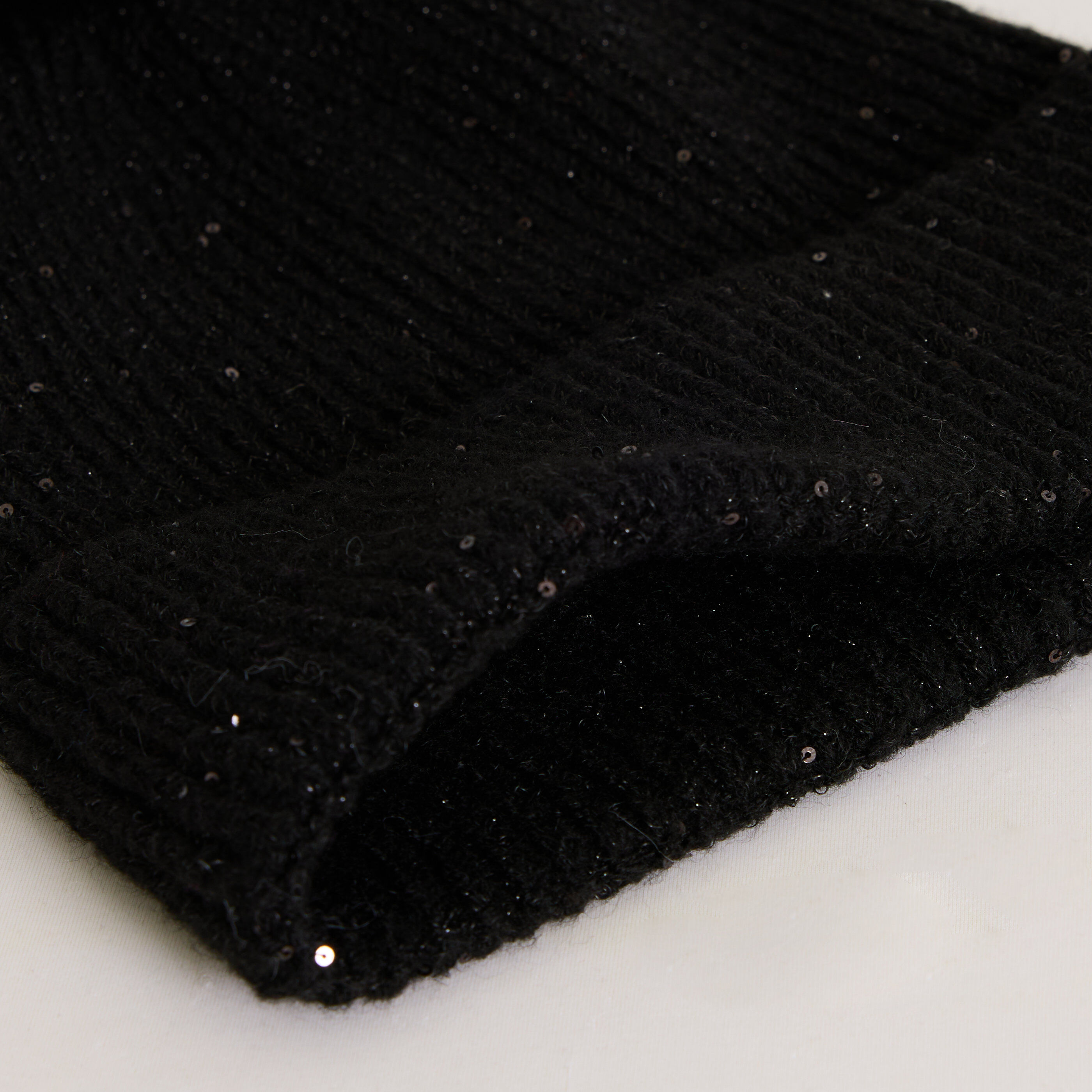 Bonnet avec sequins et pompon femme