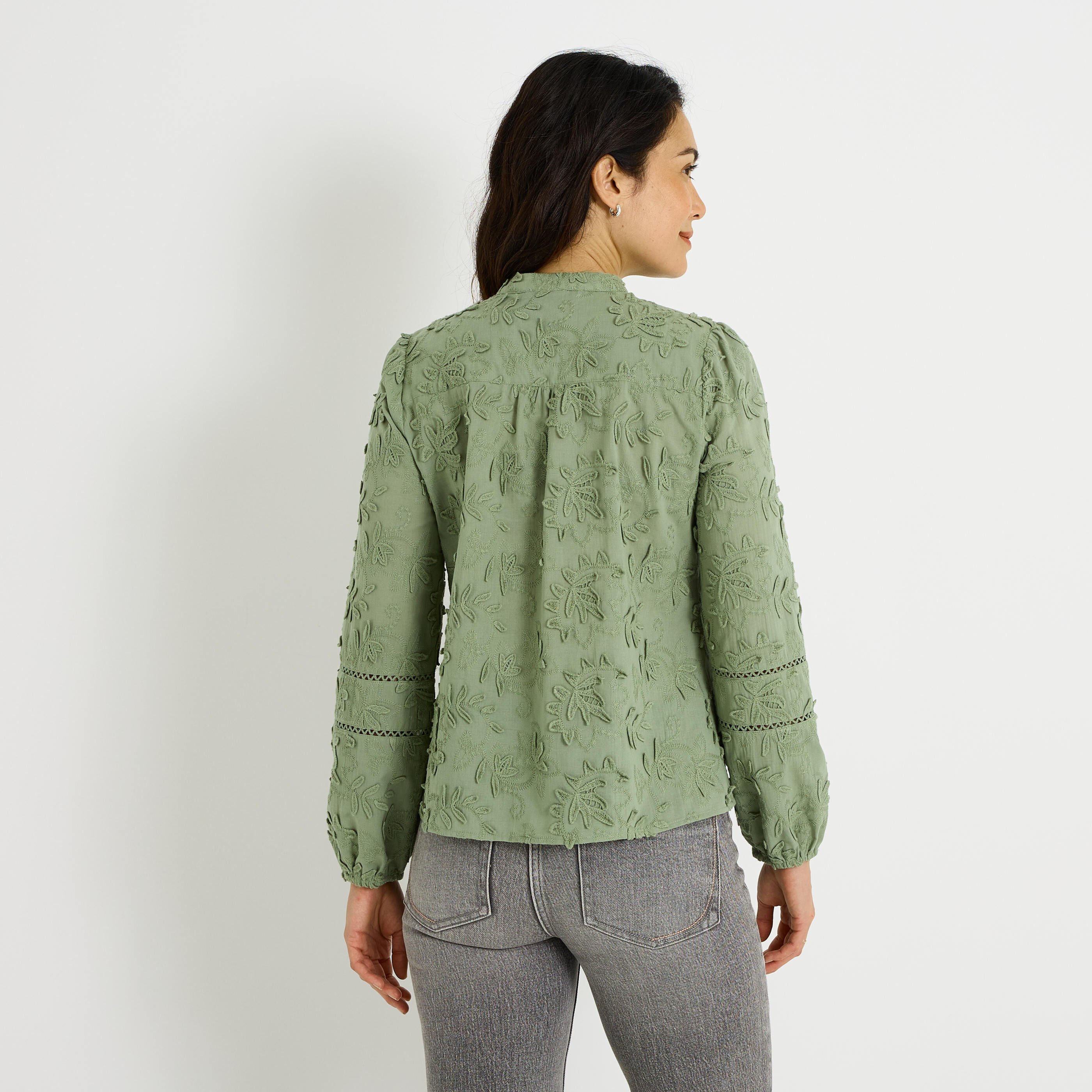 Blouse broderies florales femme