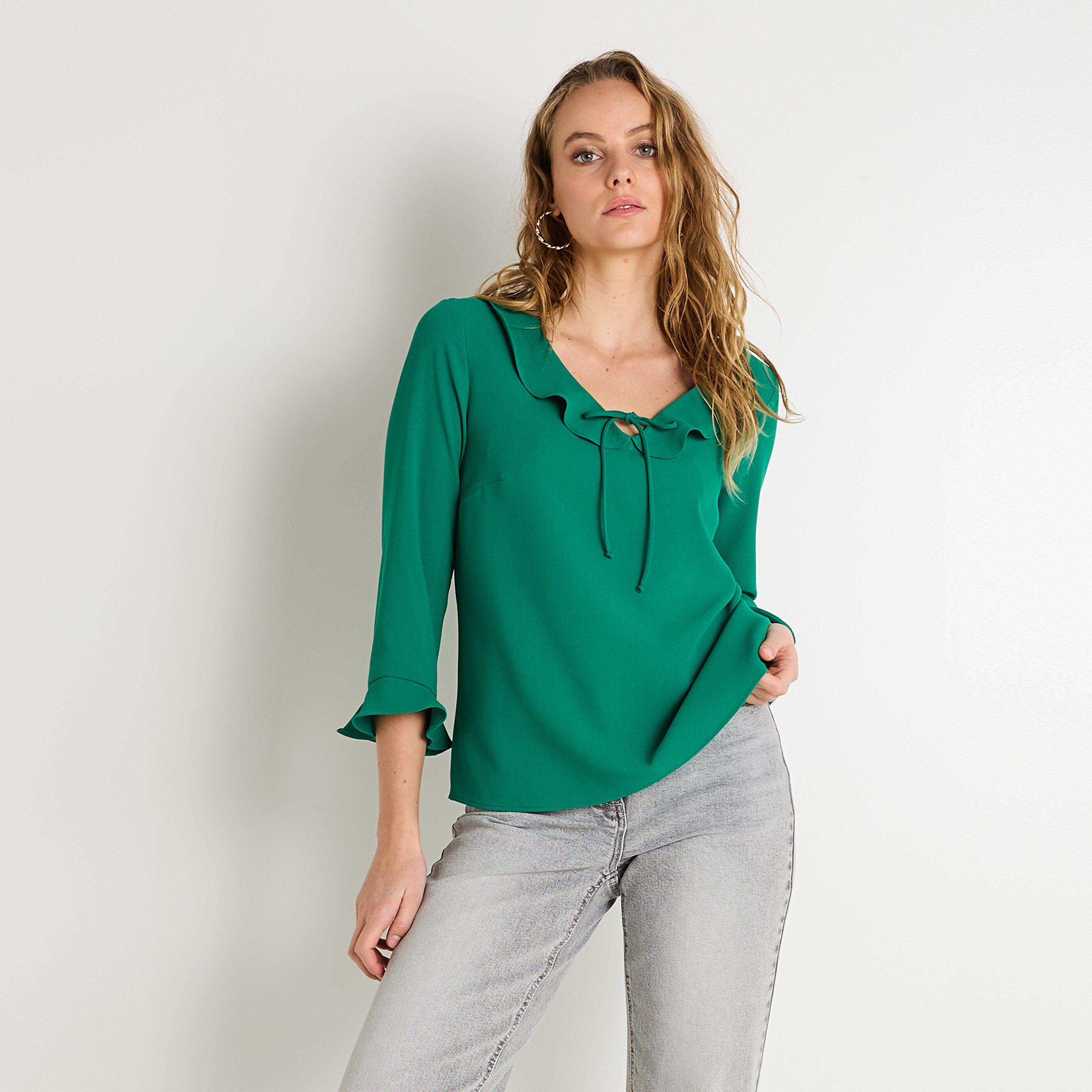 Blouse &agrave; volants femme