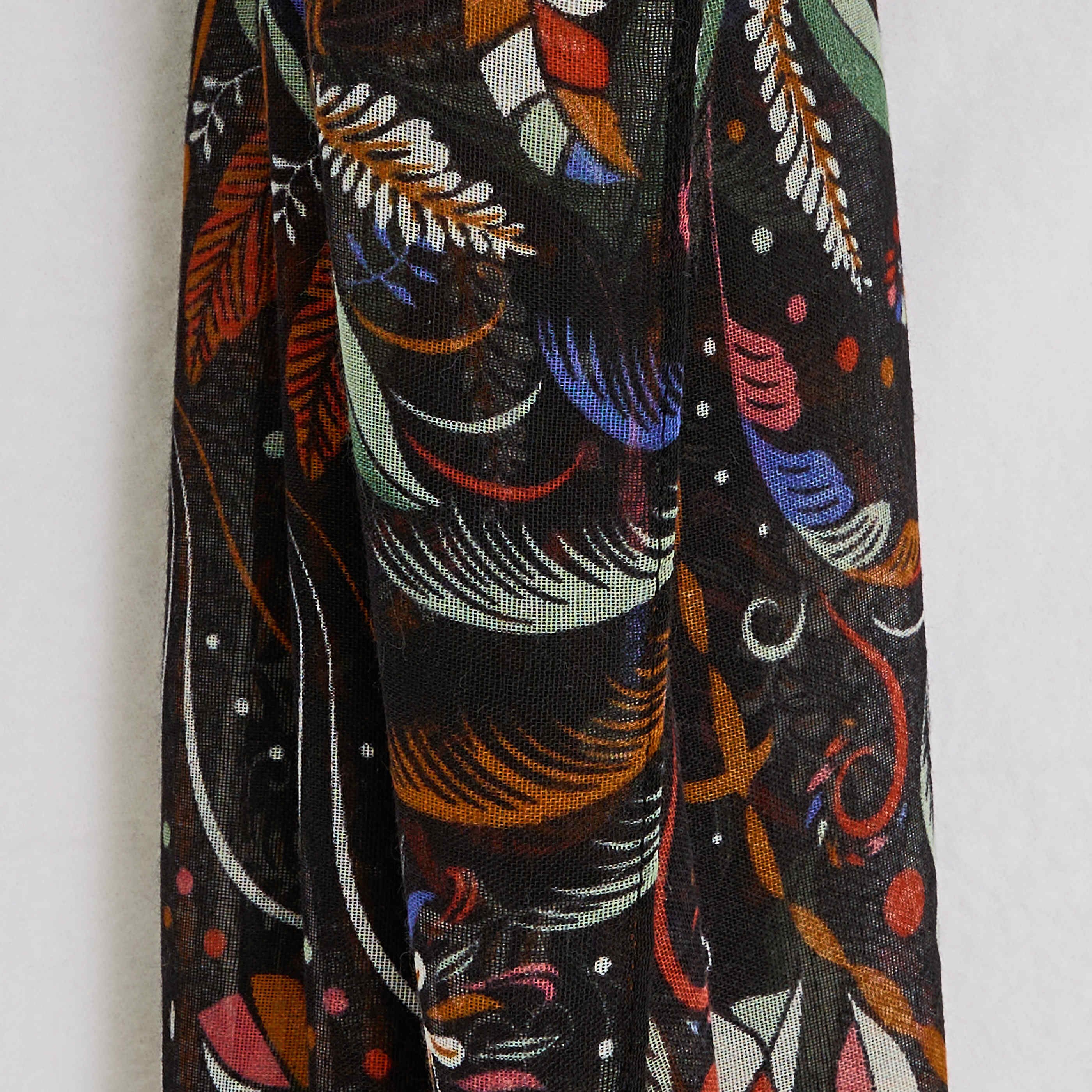 Etole longue imprim&eacute;e femme