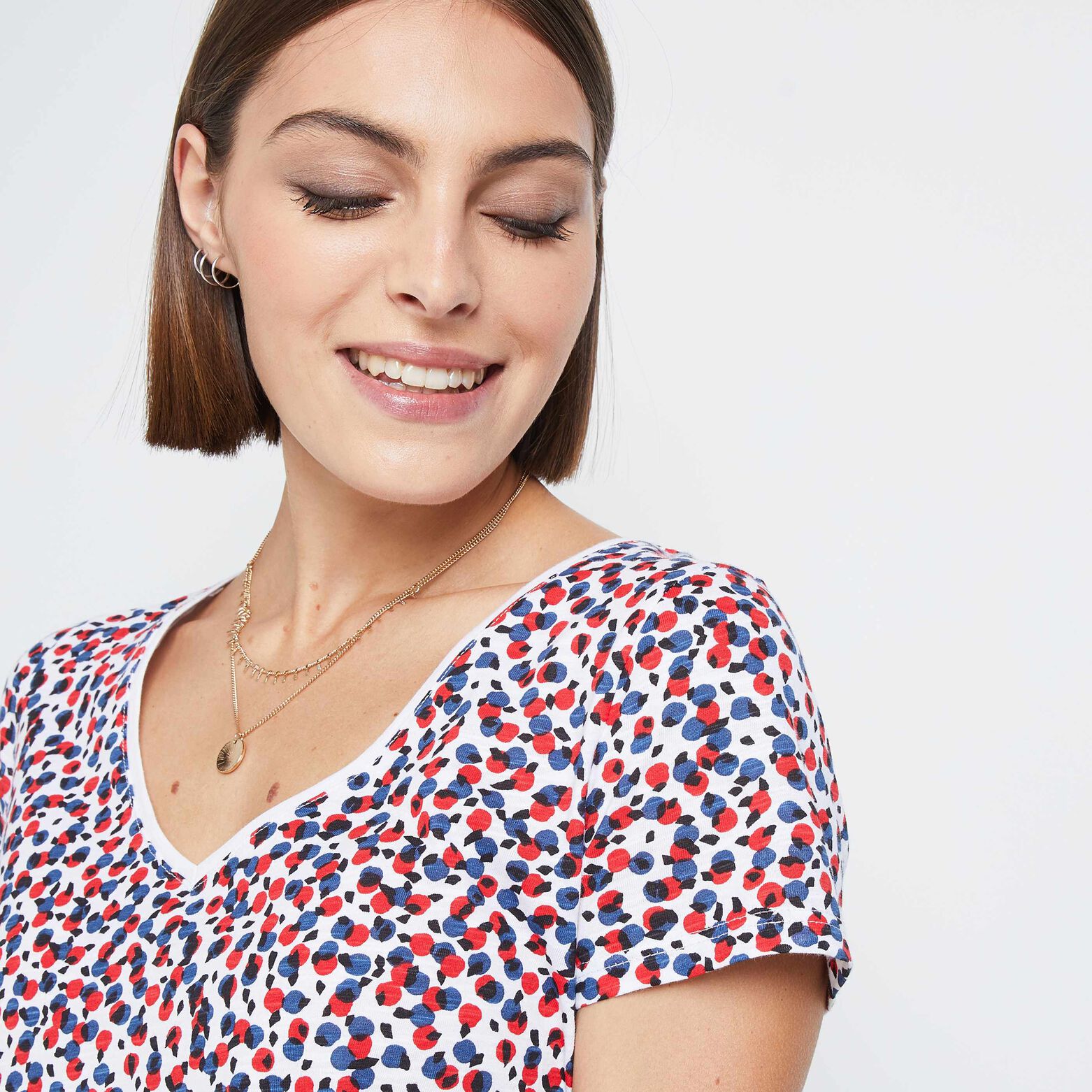 T-shirt imprimé col V femme