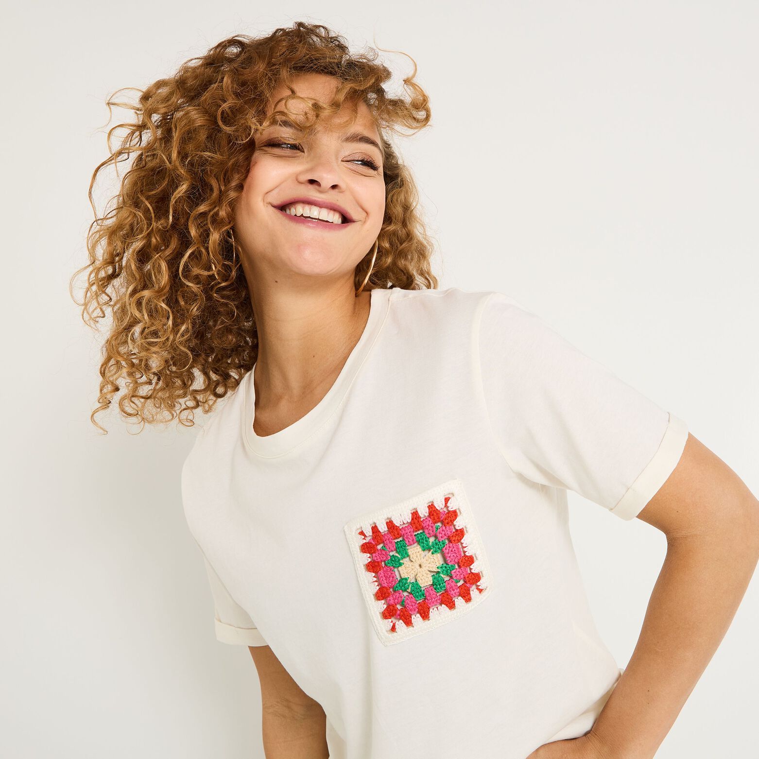 T-shirt poche crochet femme