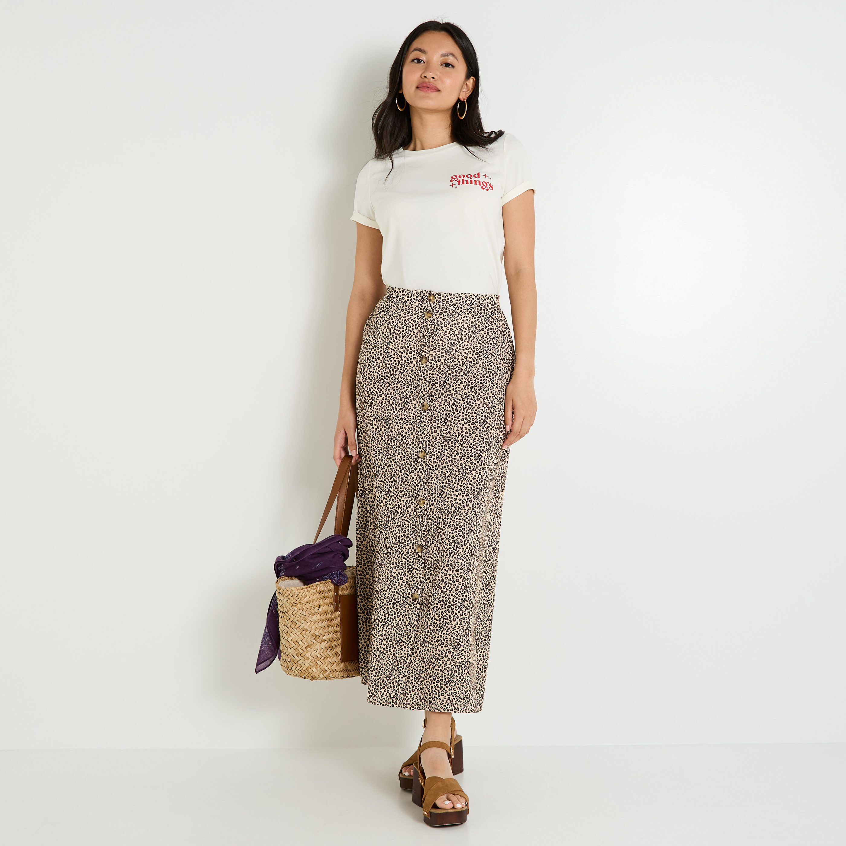 Jupe longue boutonn&eacute;e &agrave; imprim&eacute; l&eacute;opard