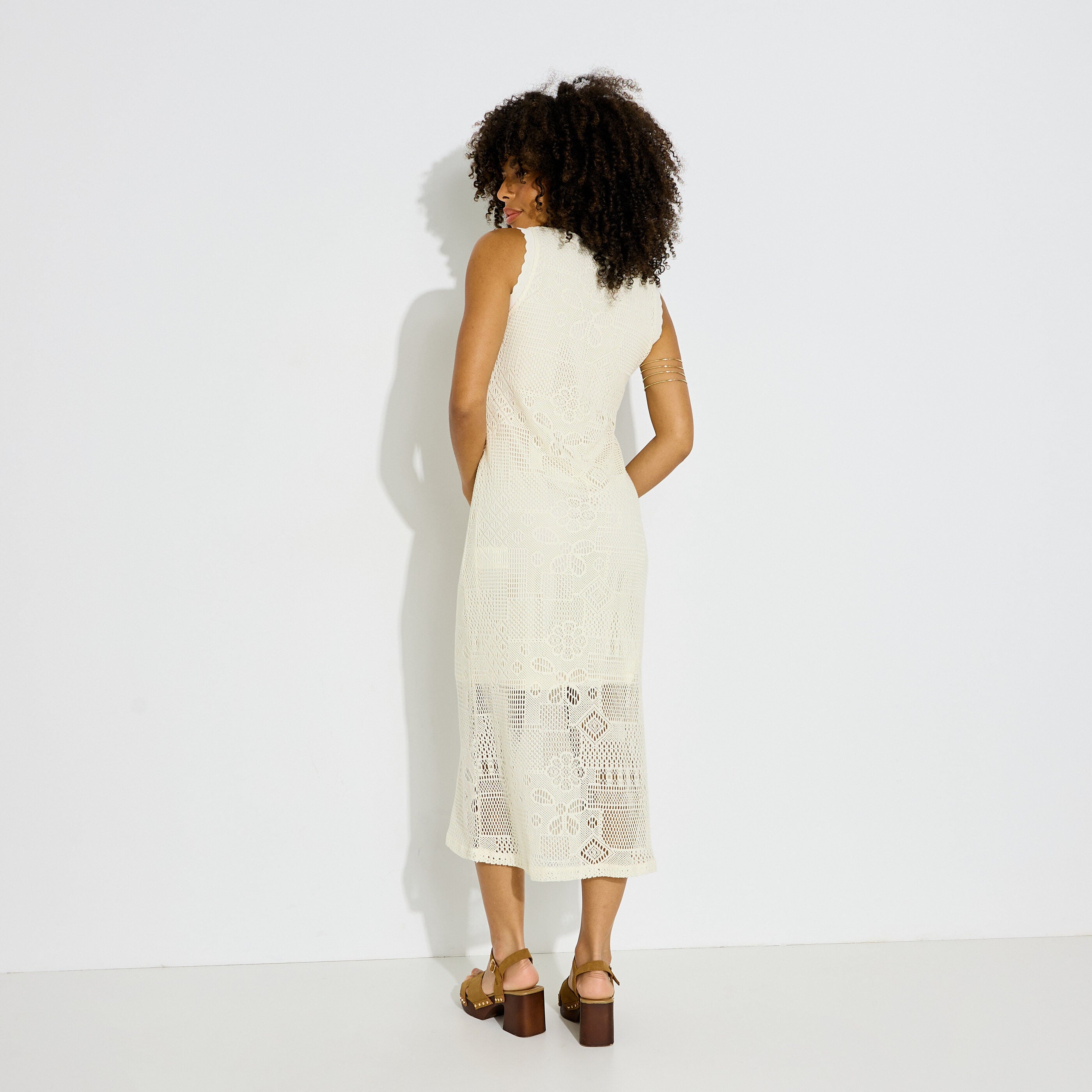 Robe longue en maille ajour&eacute;e