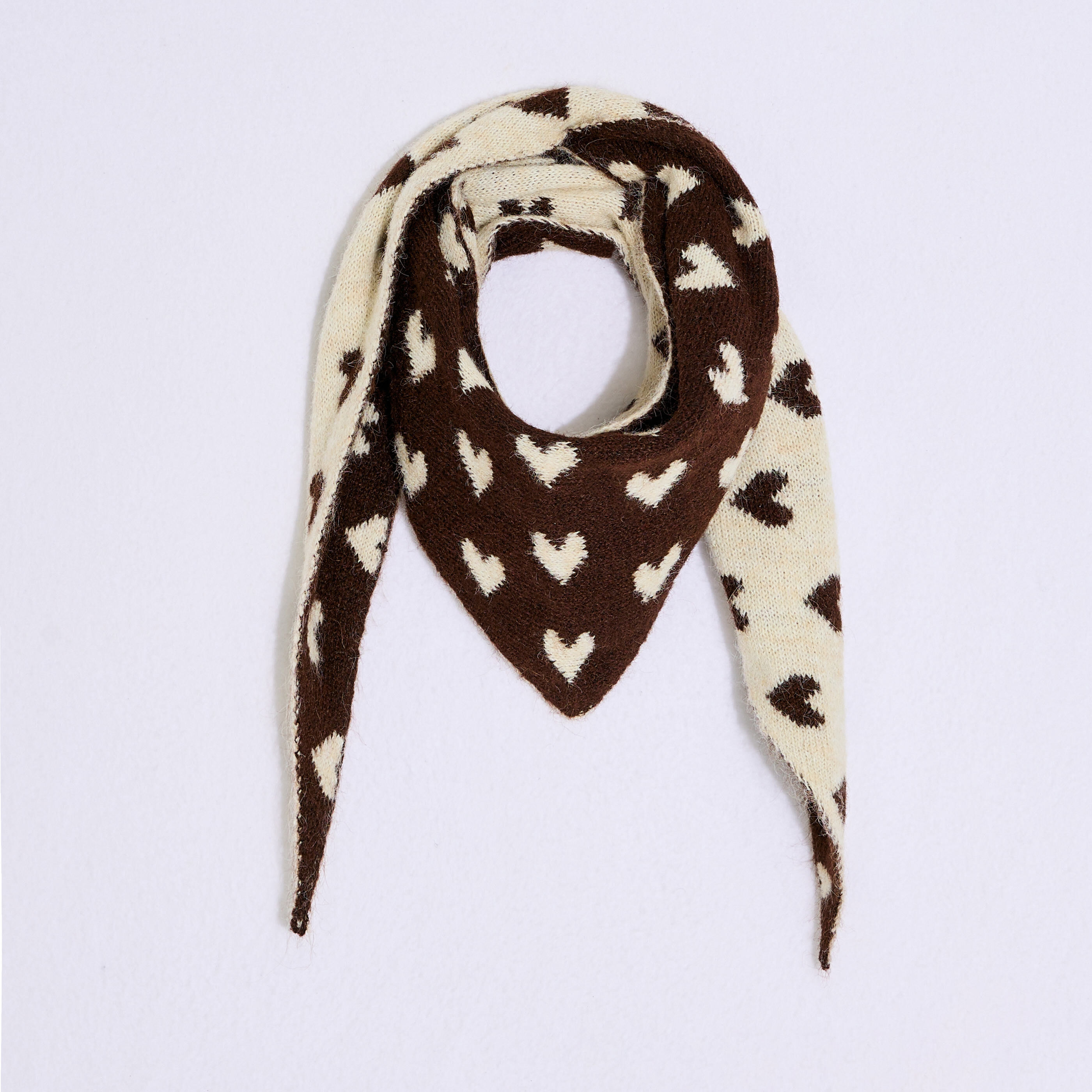 Echarpe forme triangle &agrave; motif femme