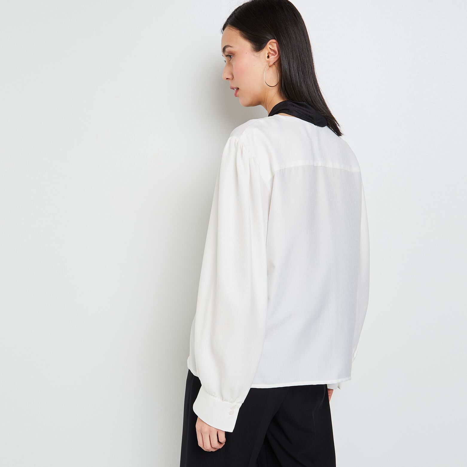 Chemise col lavallière femme