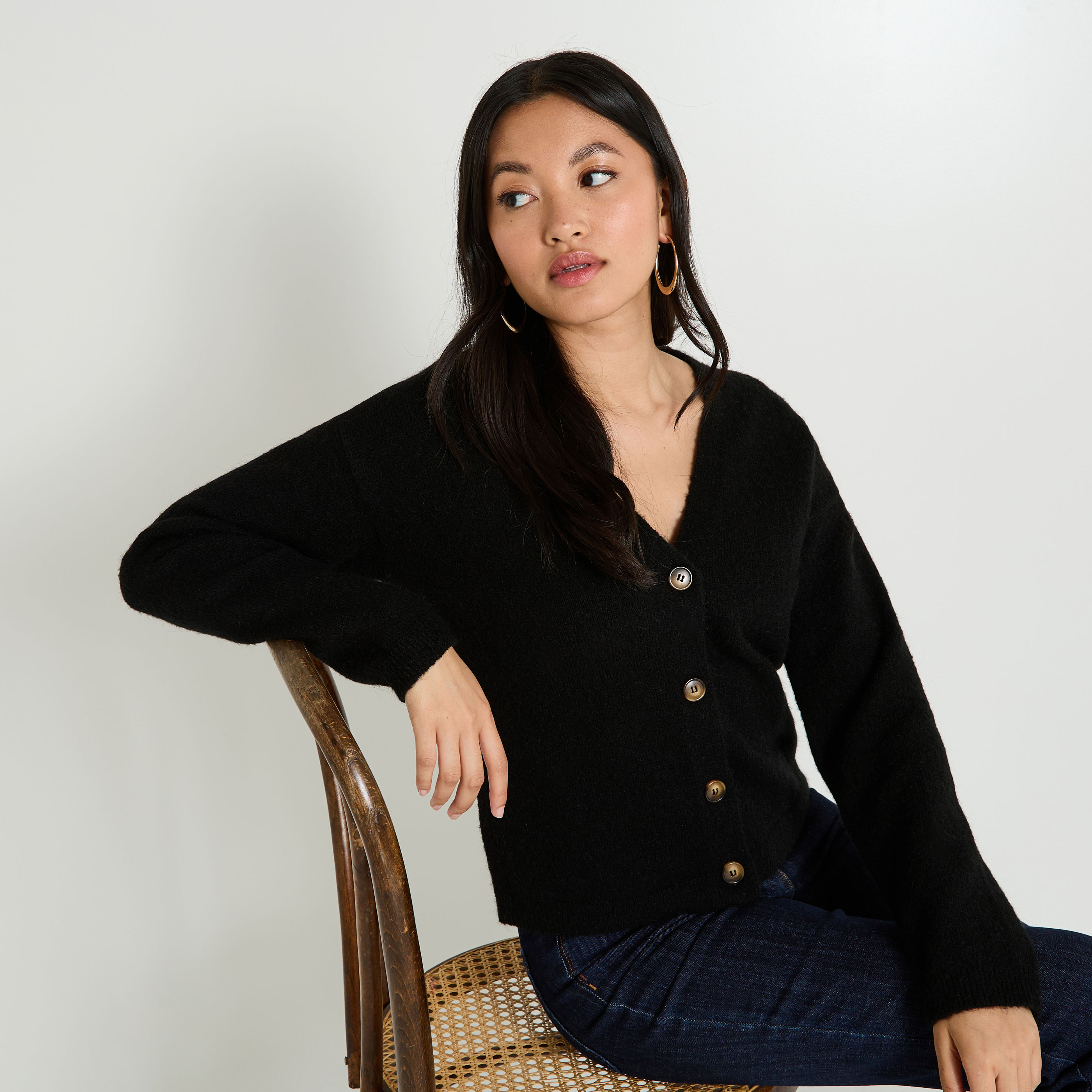 Gilet boutonn&eacute; col V femme