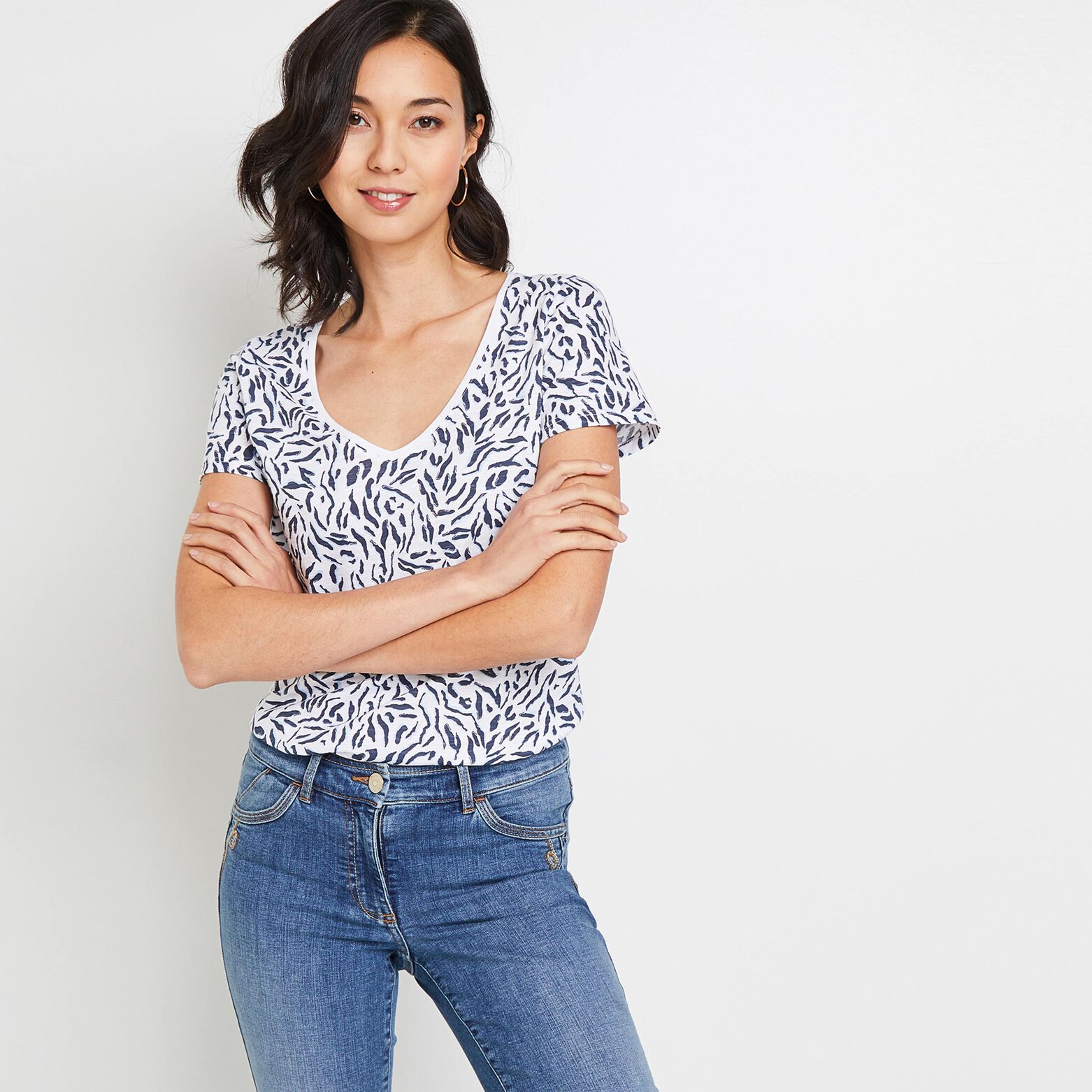 T-shirt imprimé col V femme