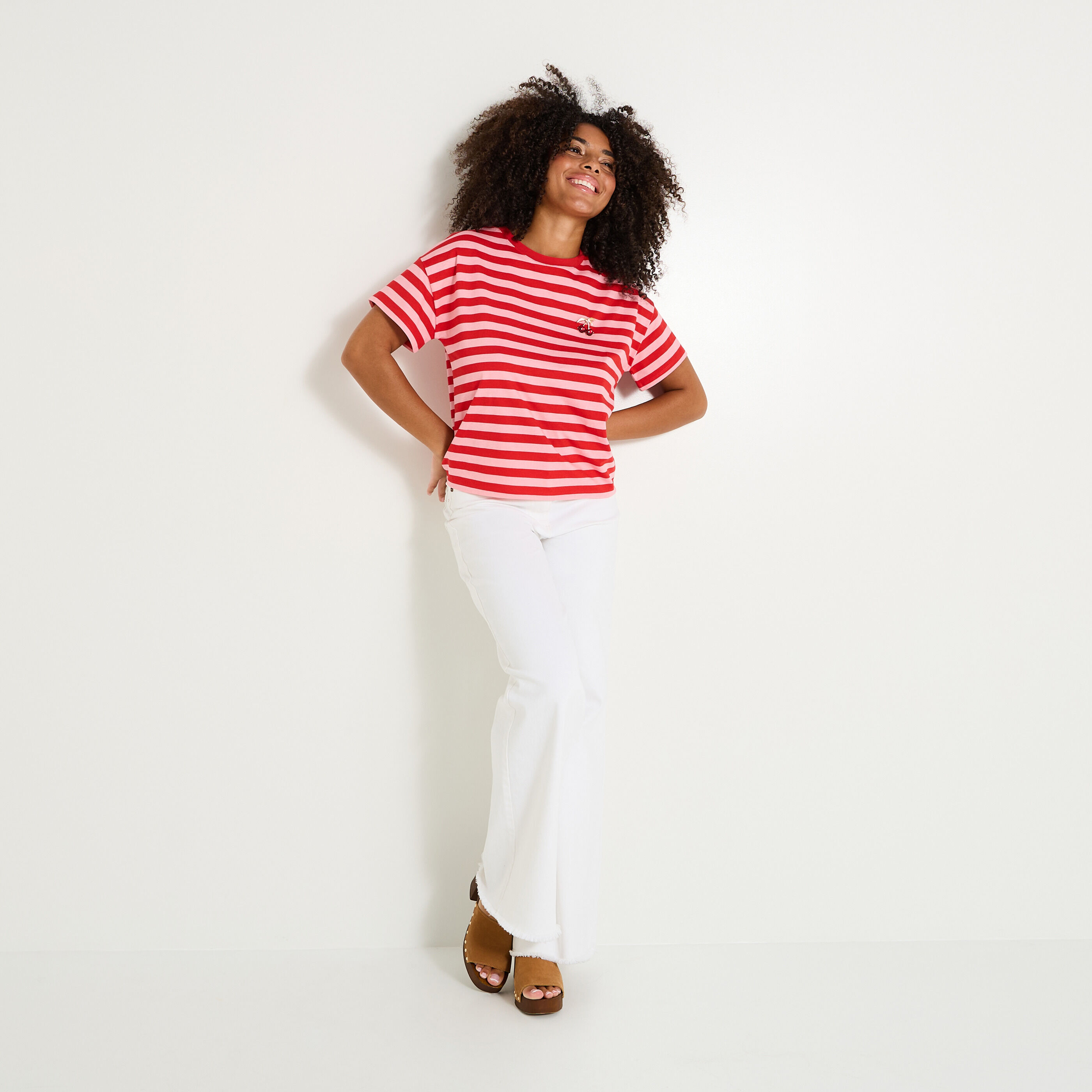 T shirt ray&eacute; col rond femme