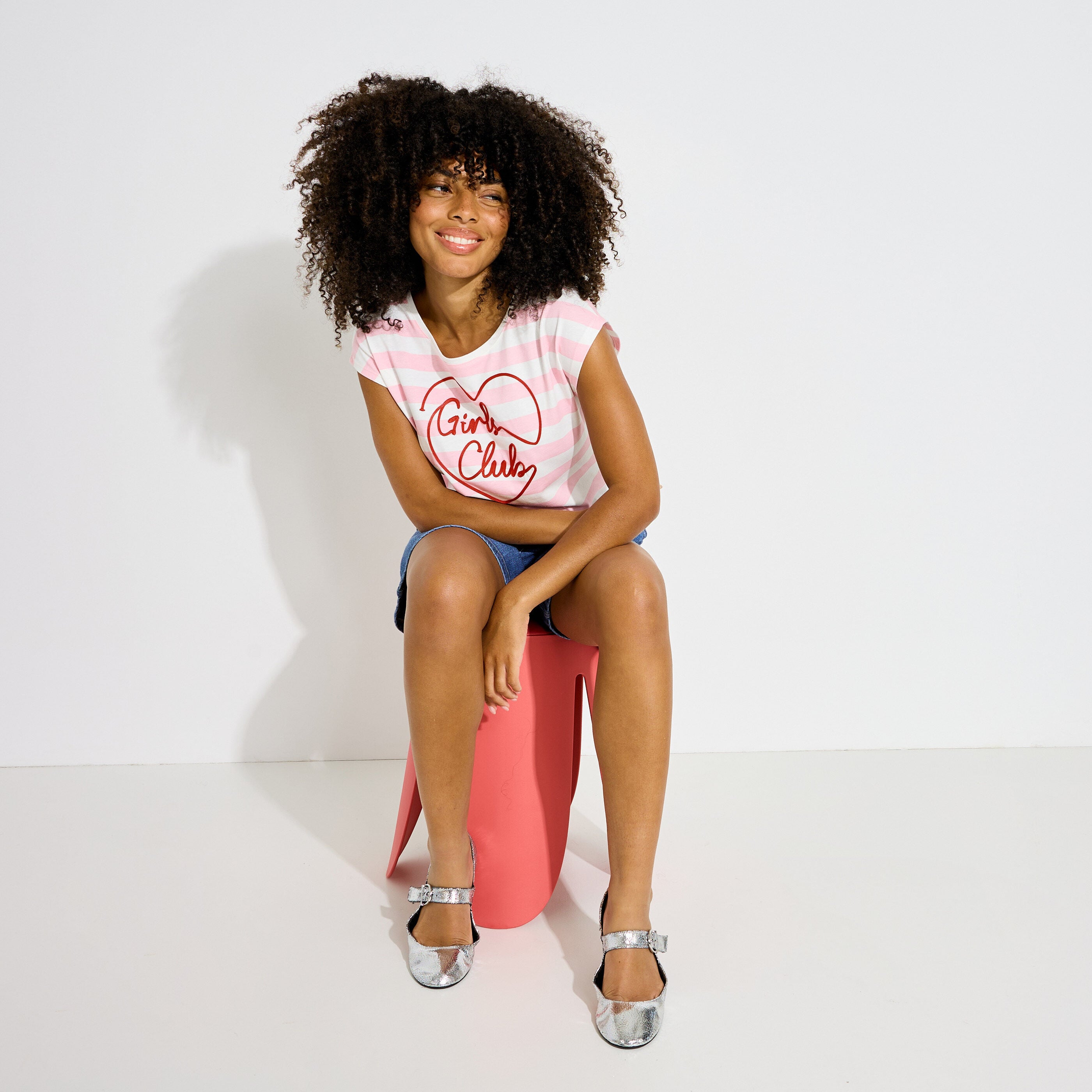 T-shirt &agrave; rayures avec broderie femme
