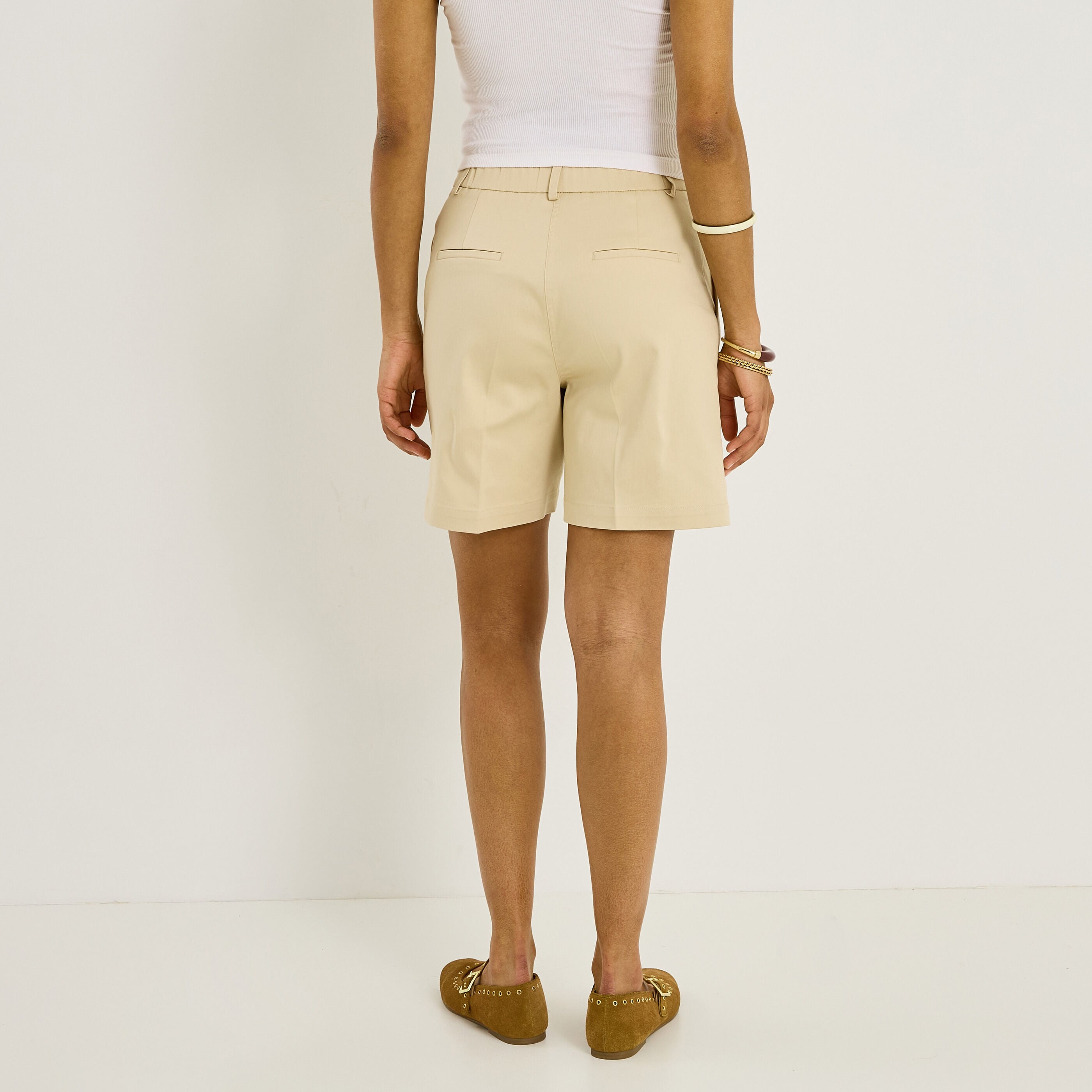 Short tailleur &agrave; pinces femme
