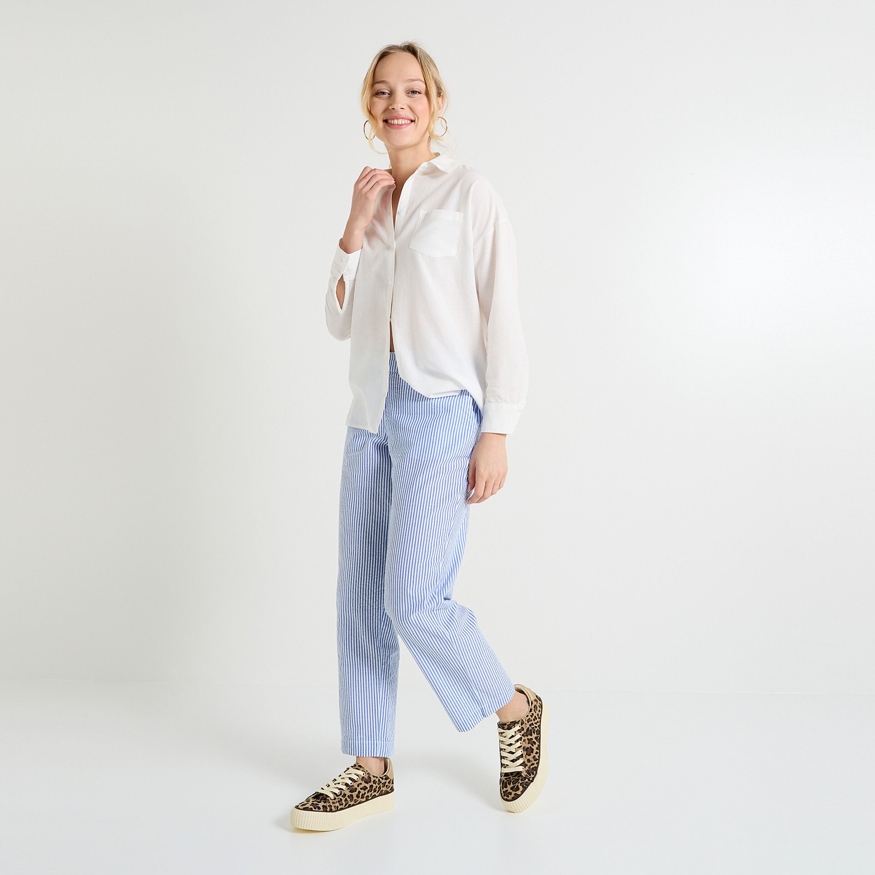 Pantalon ray&eacute; en seersucker femme